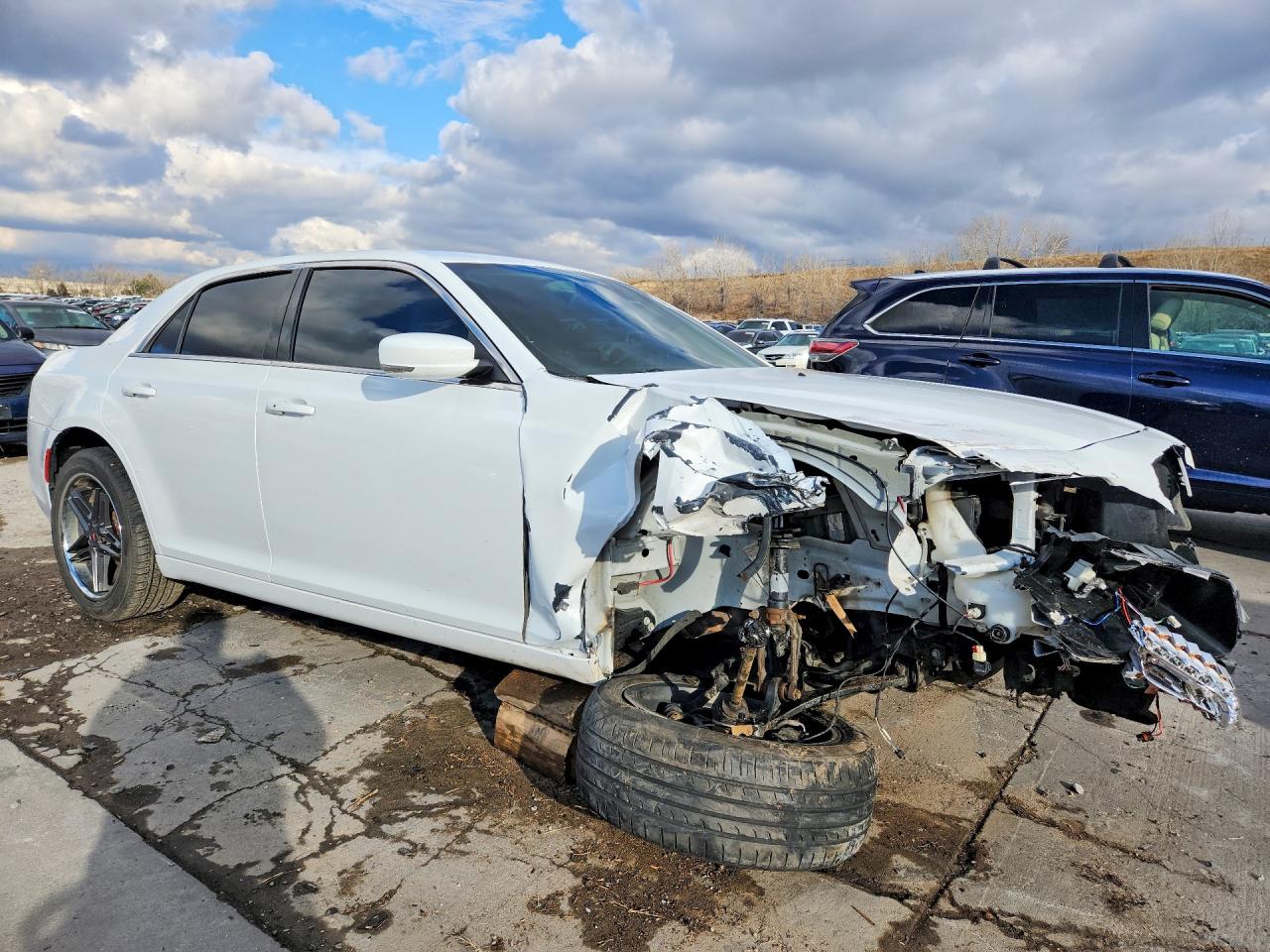2016 CHRYSLER 300 LIMITED photo 10