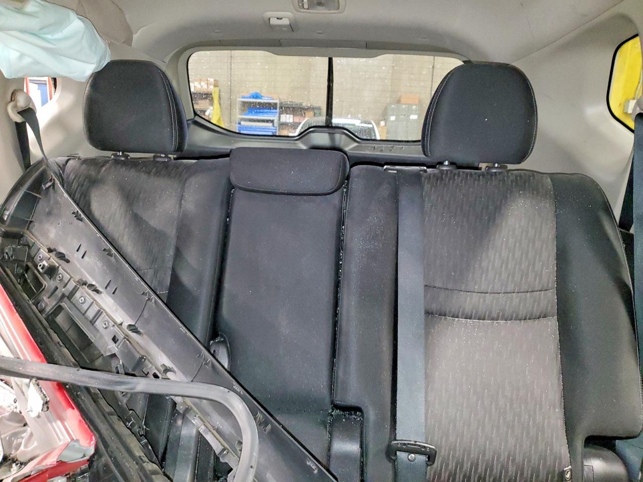 2017 NISSAN ROGUE SV photo 19
