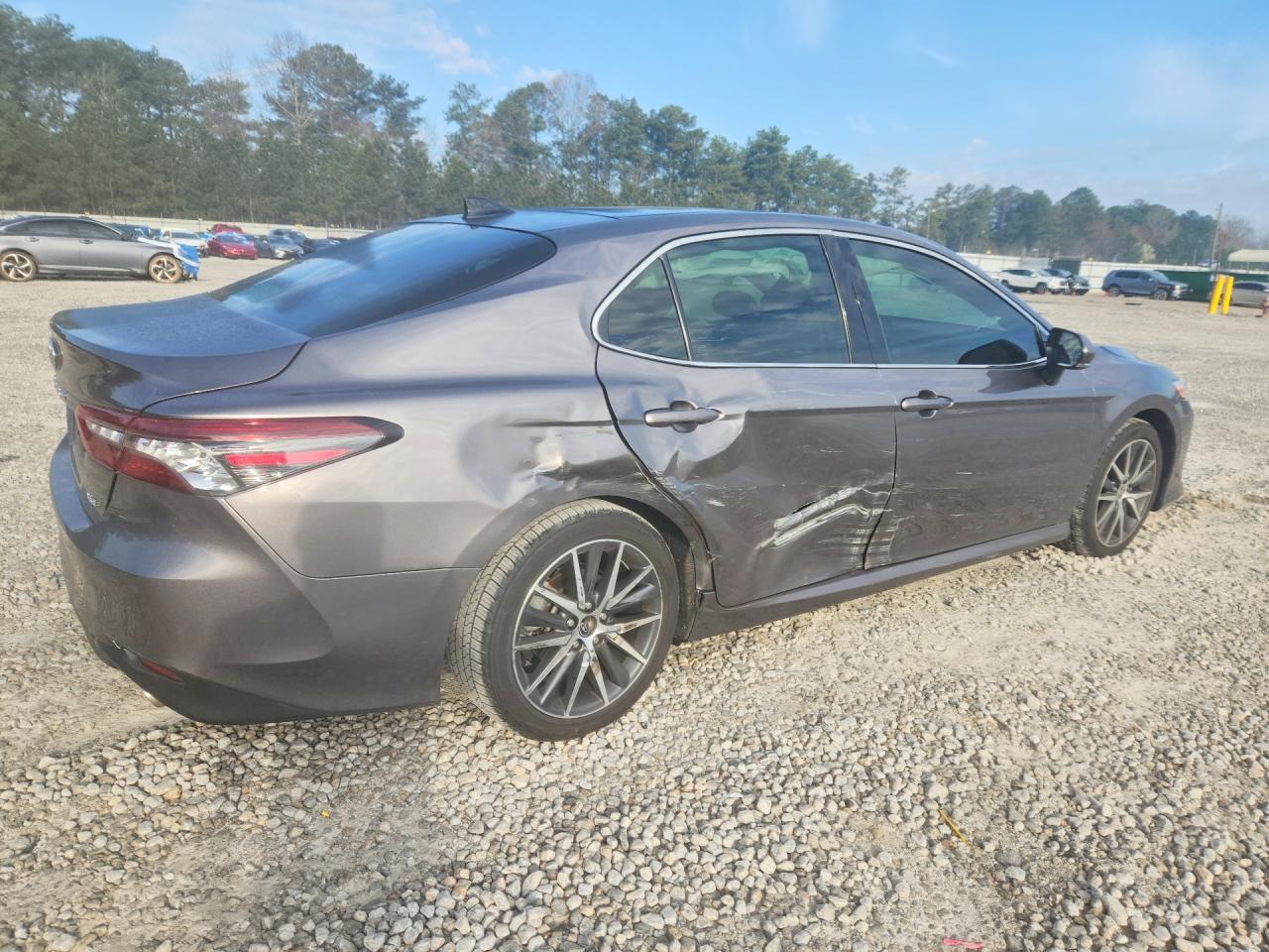 2023 TOYOTA CAMRY XLE V6 photo 7