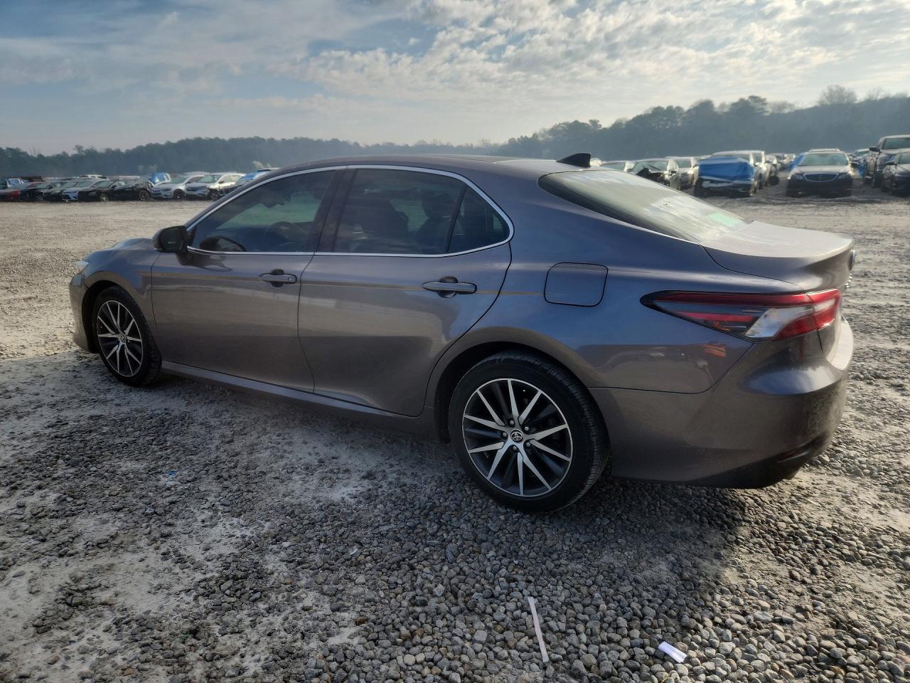 2023 TOYOTA CAMRY XLE V6 photo 4