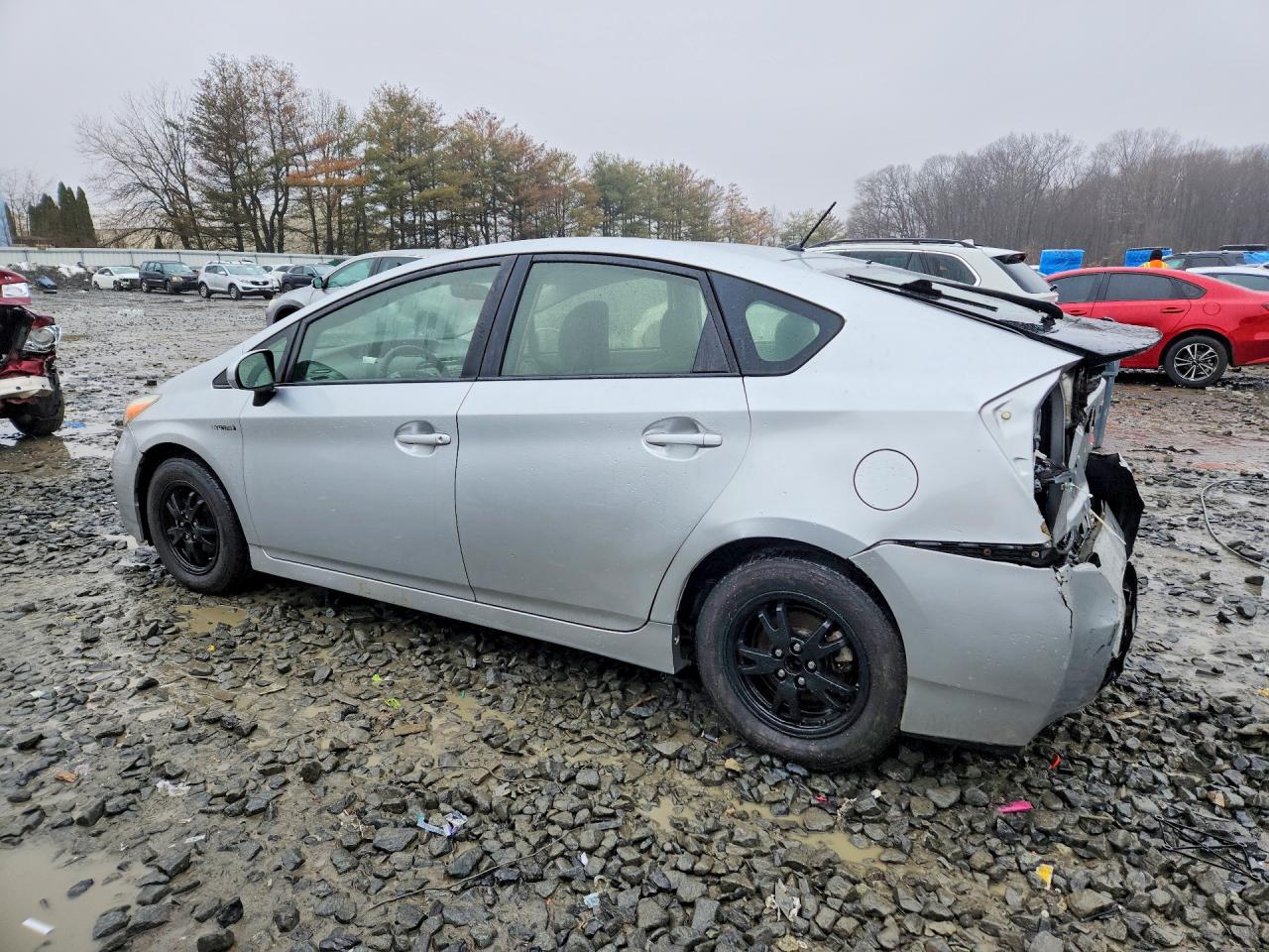 2013 TOYOTA PRIUS TWO photo 4