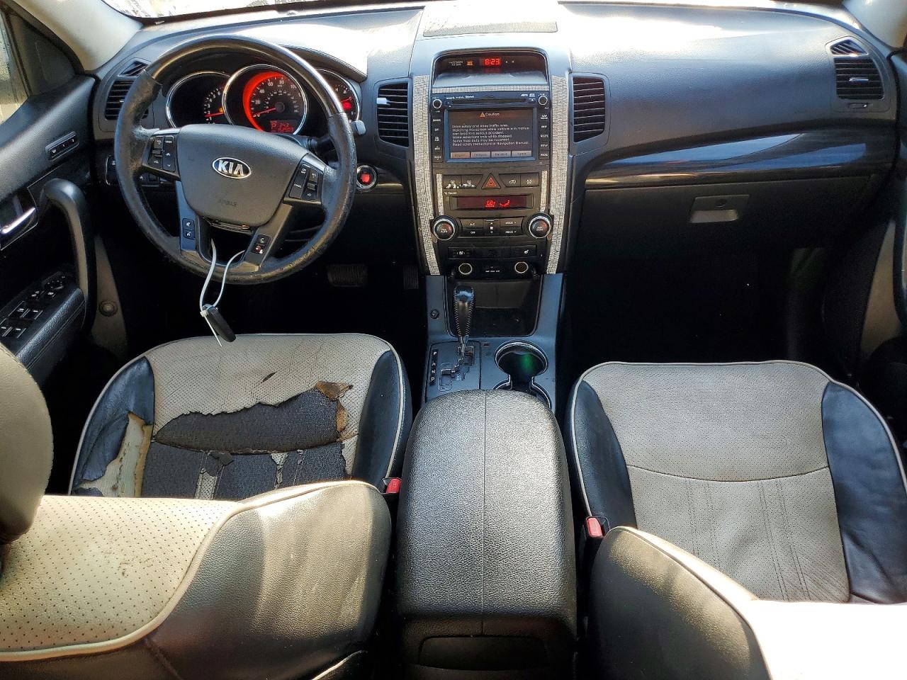 2013 KIA SORENTO photo 22