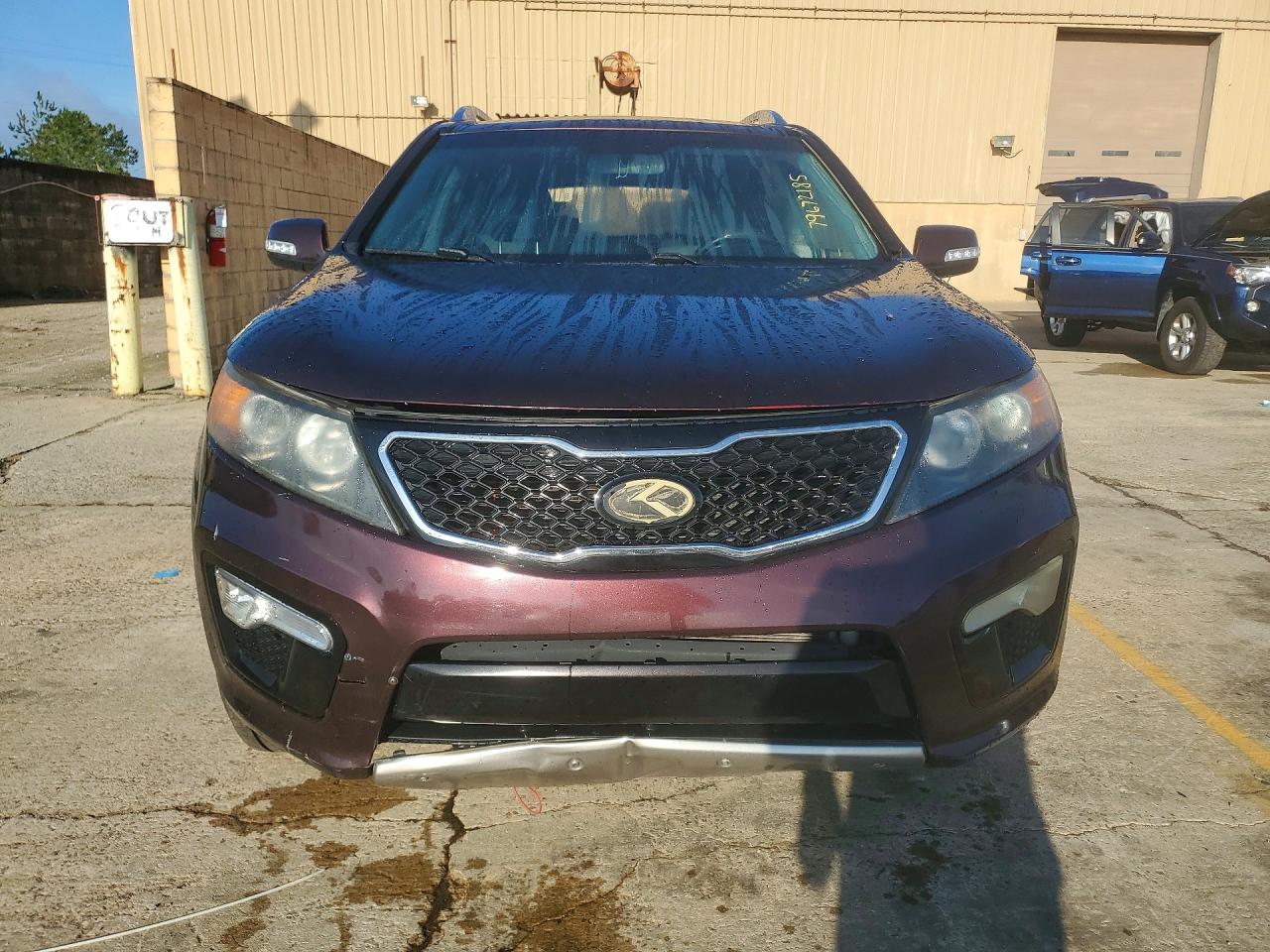 2013 KIA SORENTO photo 13