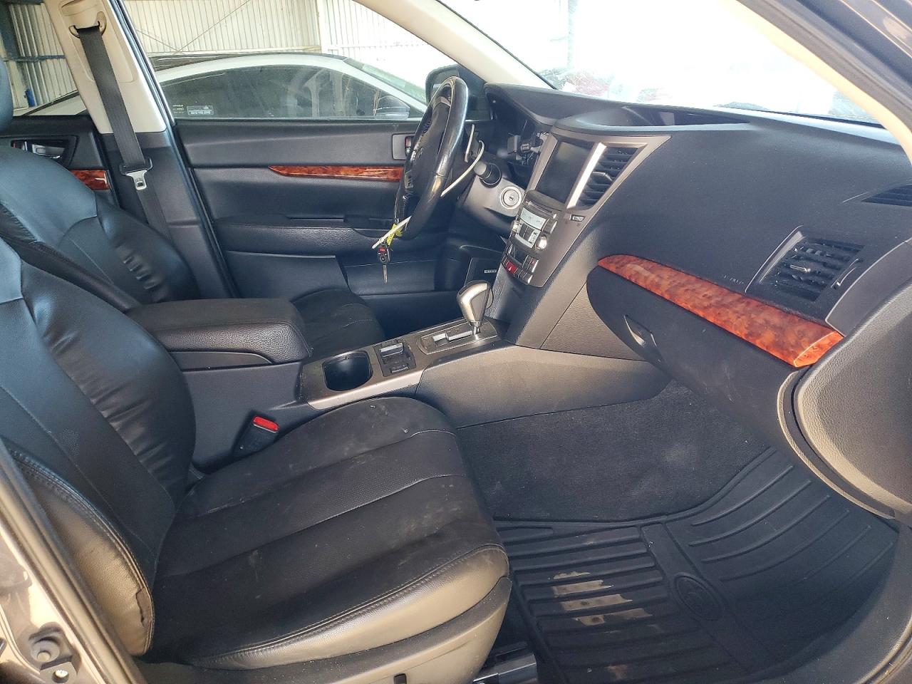 2012 SUBARU OUTBACK 2.5I LIMITED photo 19