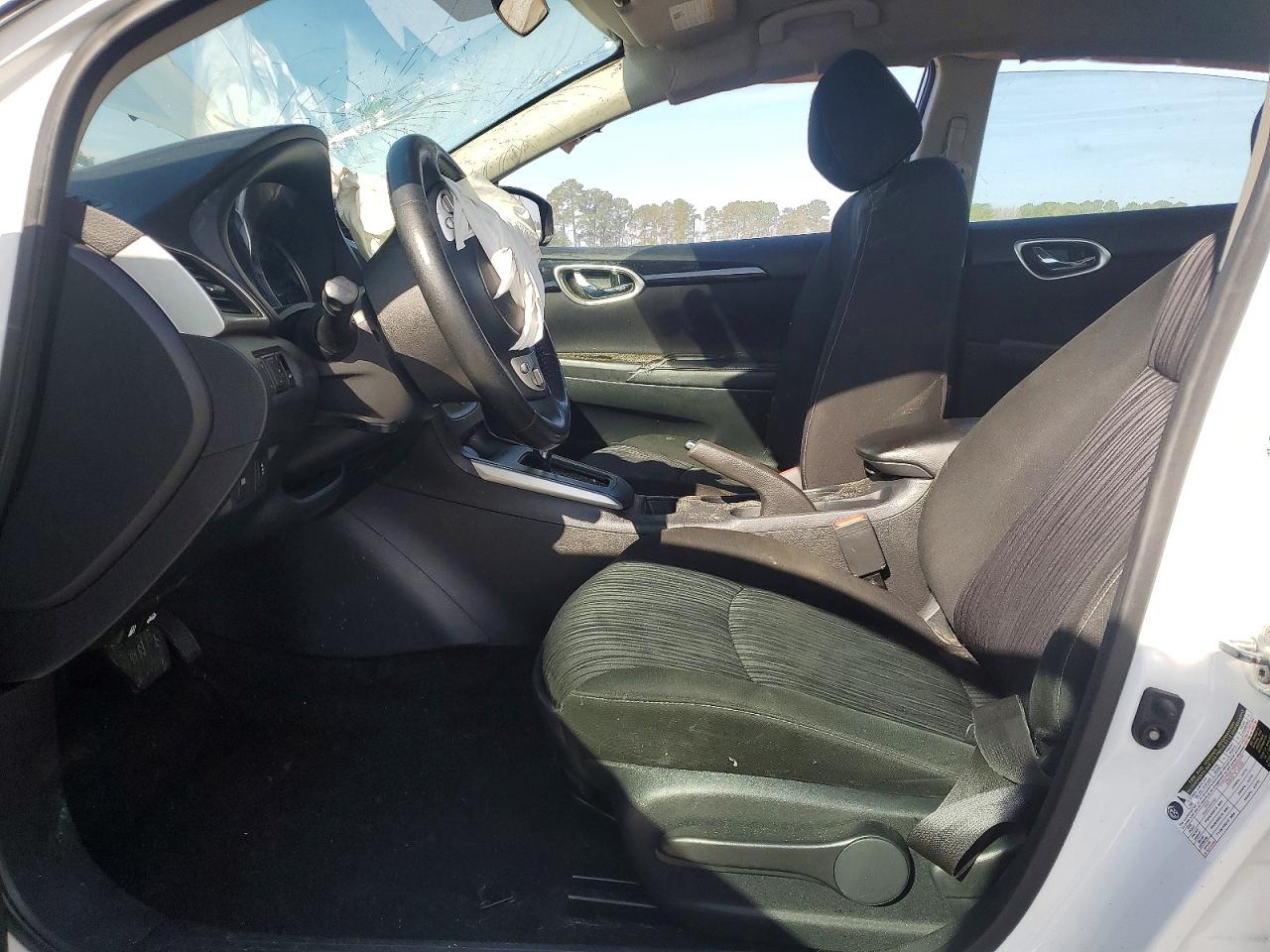 2019 NISSAN SENTRA SV photo 19