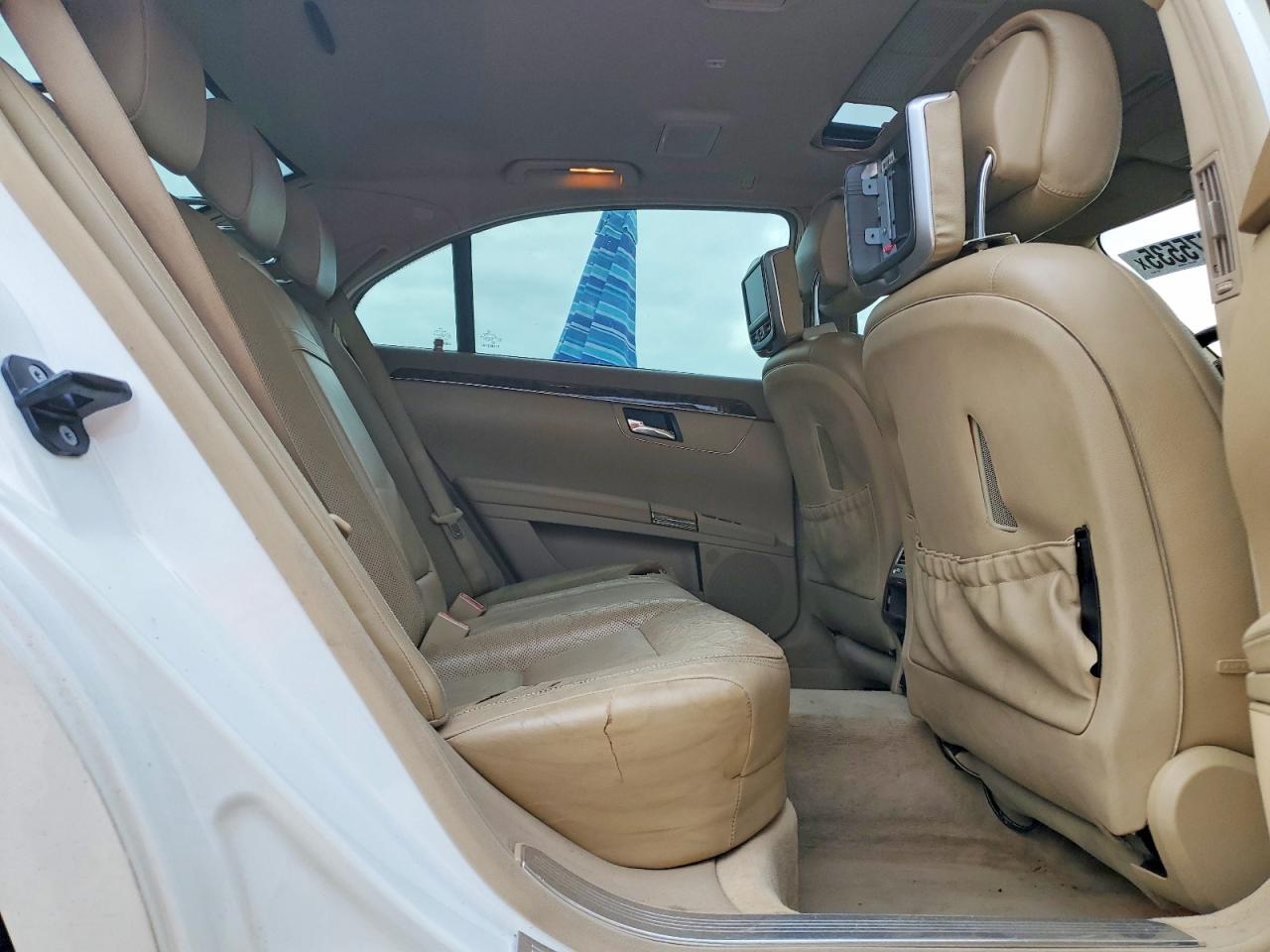 2010 MERCEDES-BENZ S 550 photo 19