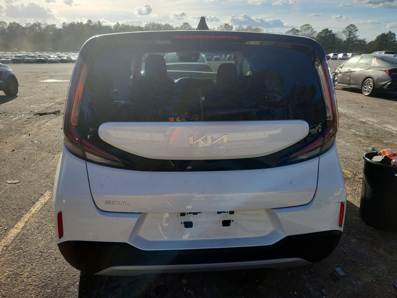 2025 KIA SOUL LX photo 16