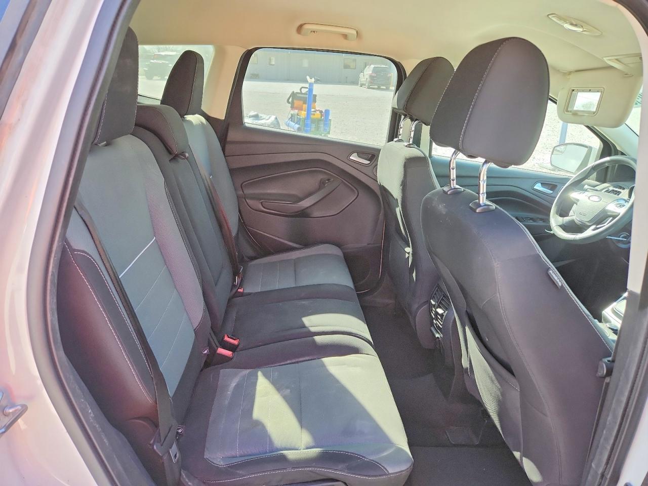 2014 FORD ESCAPE SE photo 31