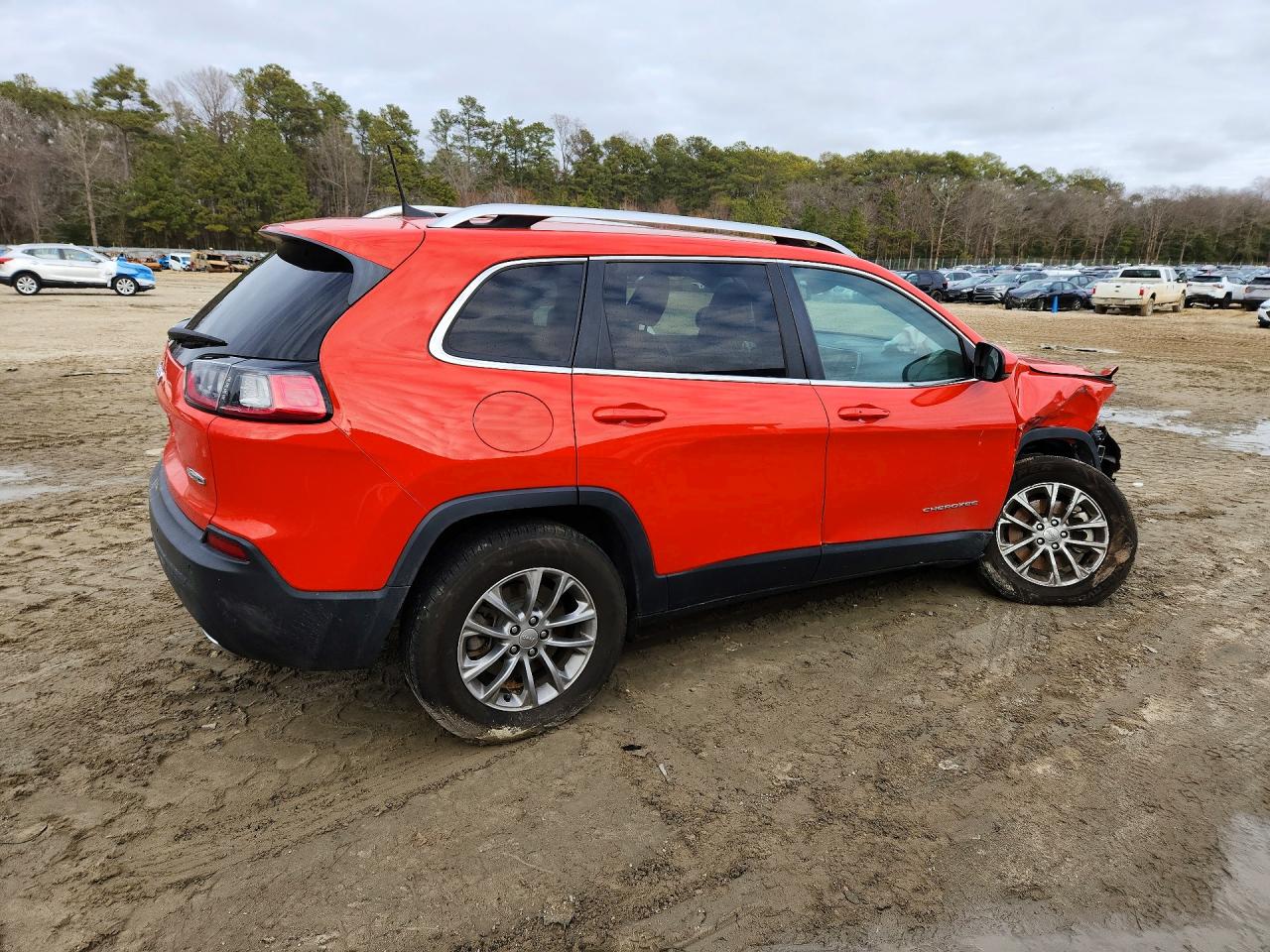 2021 JEEP CHEROKEE LATITUDE LUX photo 3