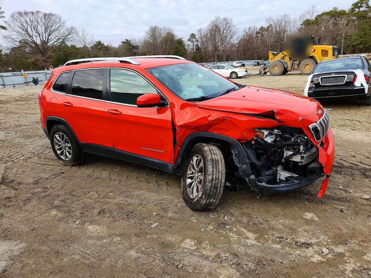 2021 JEEP CHEROKEE LATITUDE LUX photo 4