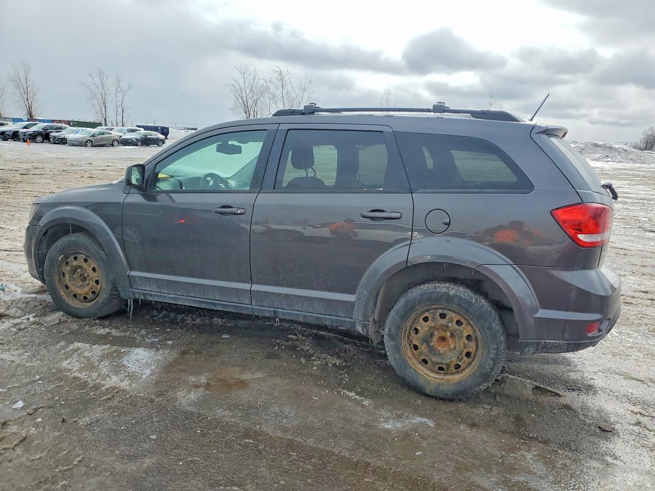 2015 DODGE JOURNEY SXT photo 2