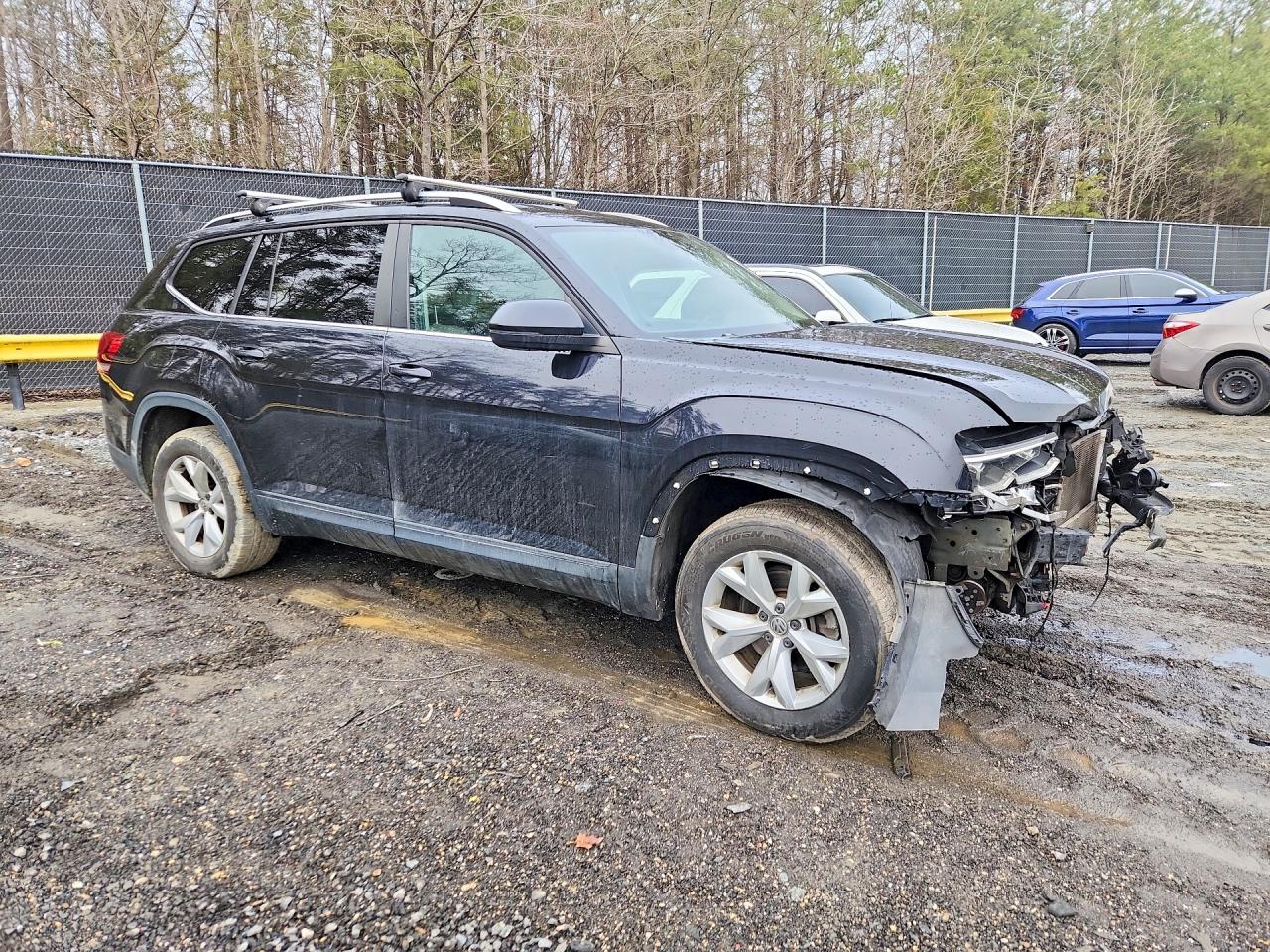 2018 VOLKSWAGEN ATLAS SE photo 7