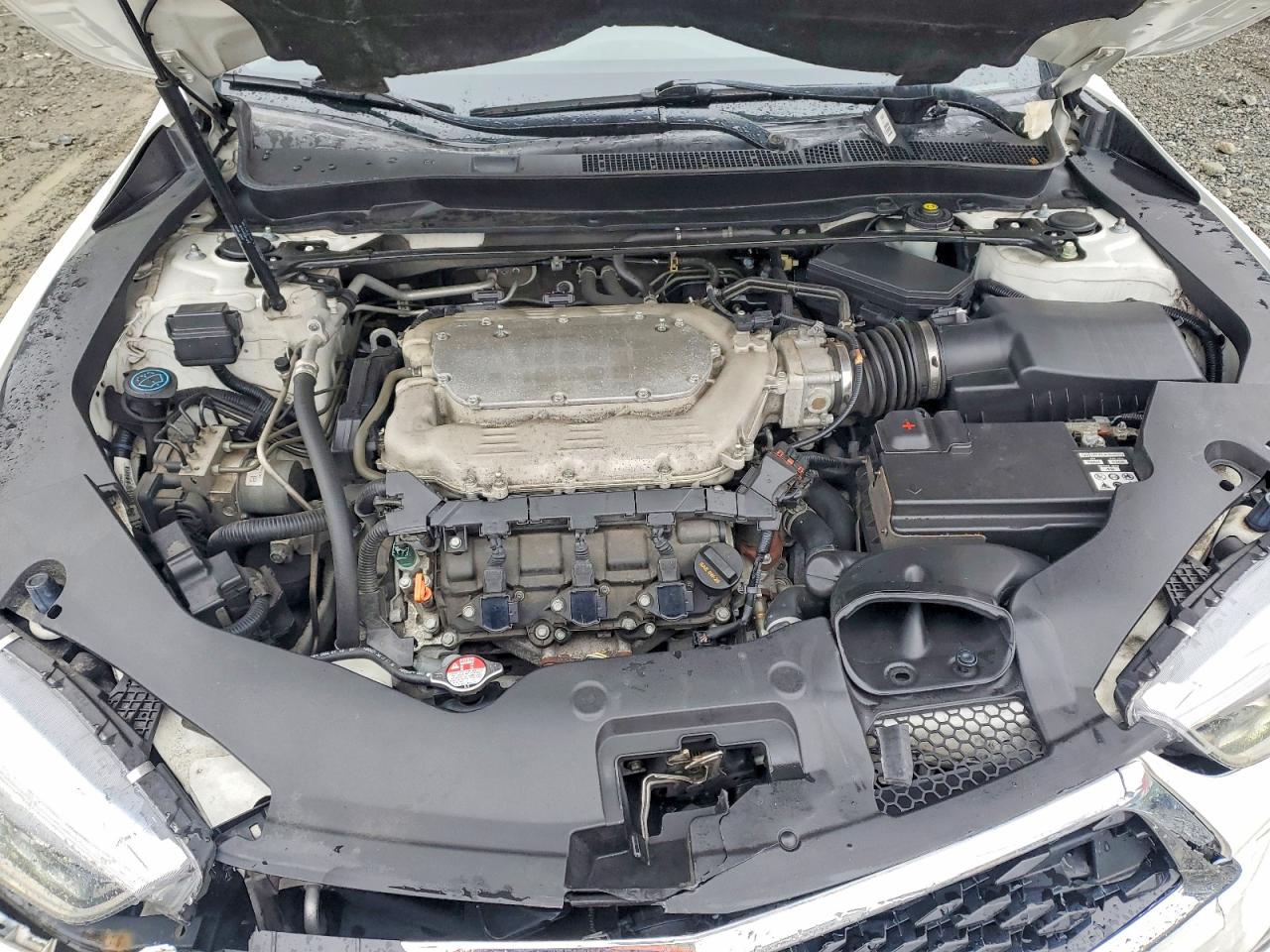 2018 ACURA TLX photo 21