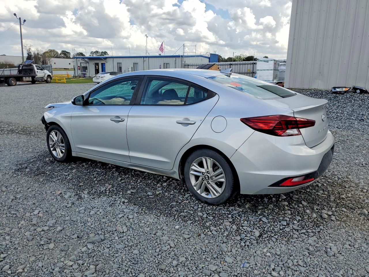 2019 HYUNDAI ELANTRA SEL photo 3