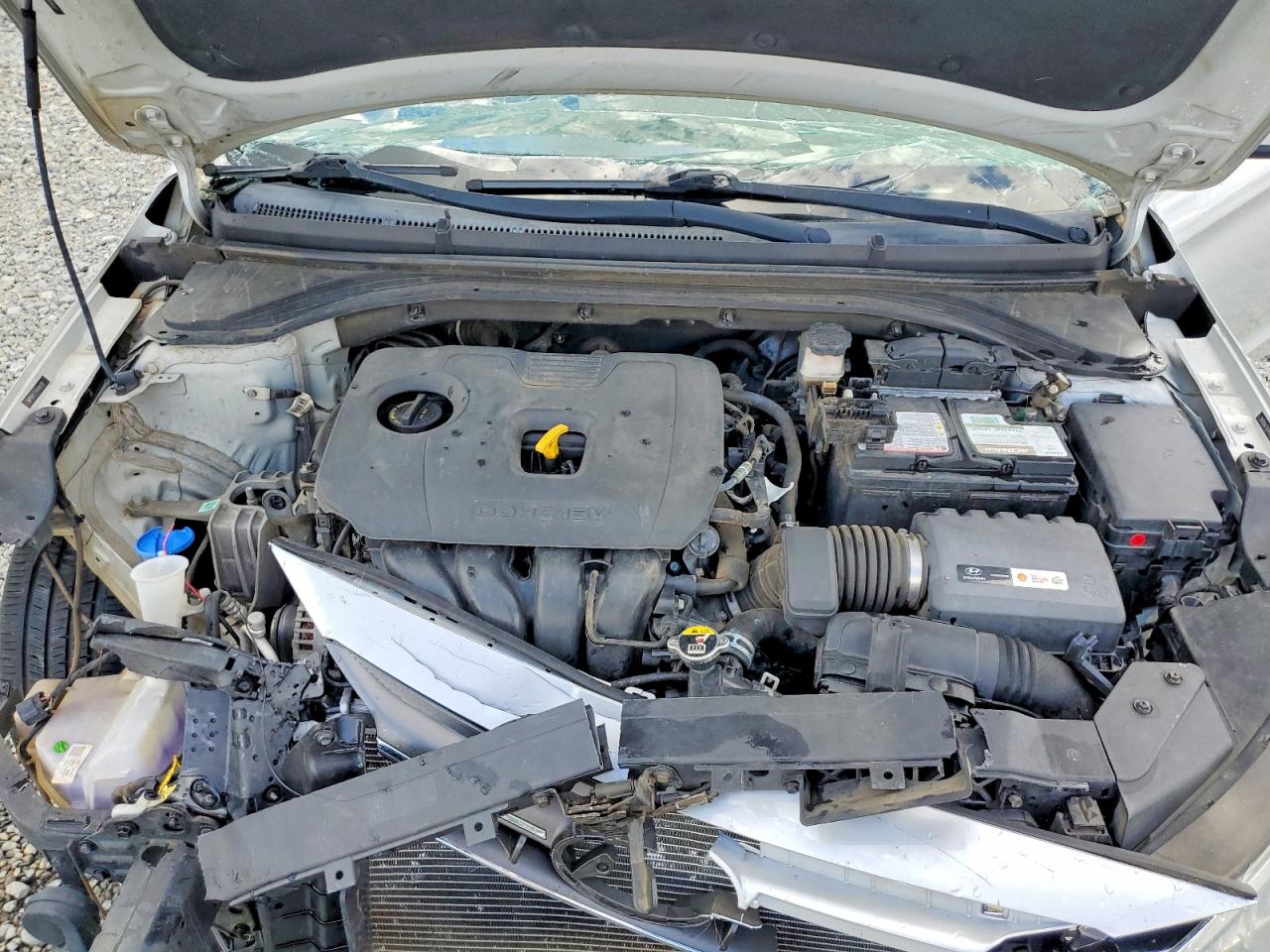 2019 HYUNDAI ELANTRA SEL photo 21