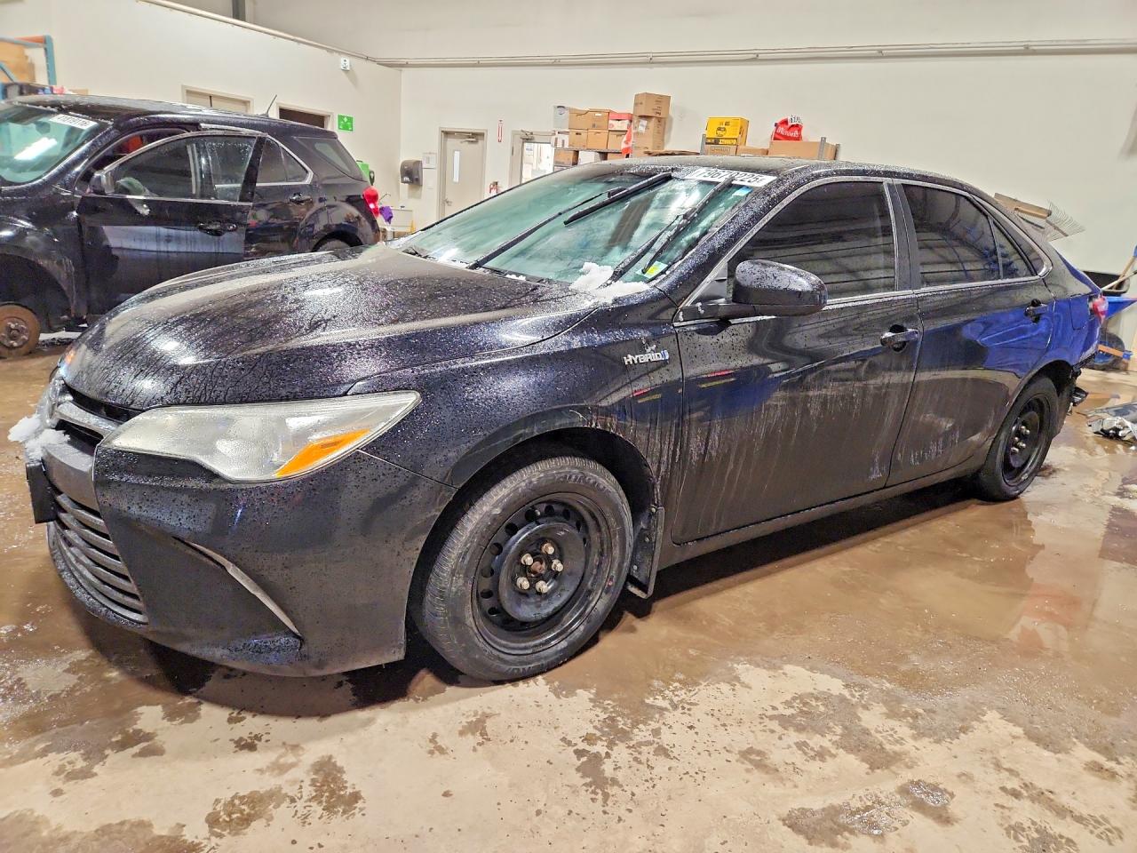 2016 TOYOTA CAMRY