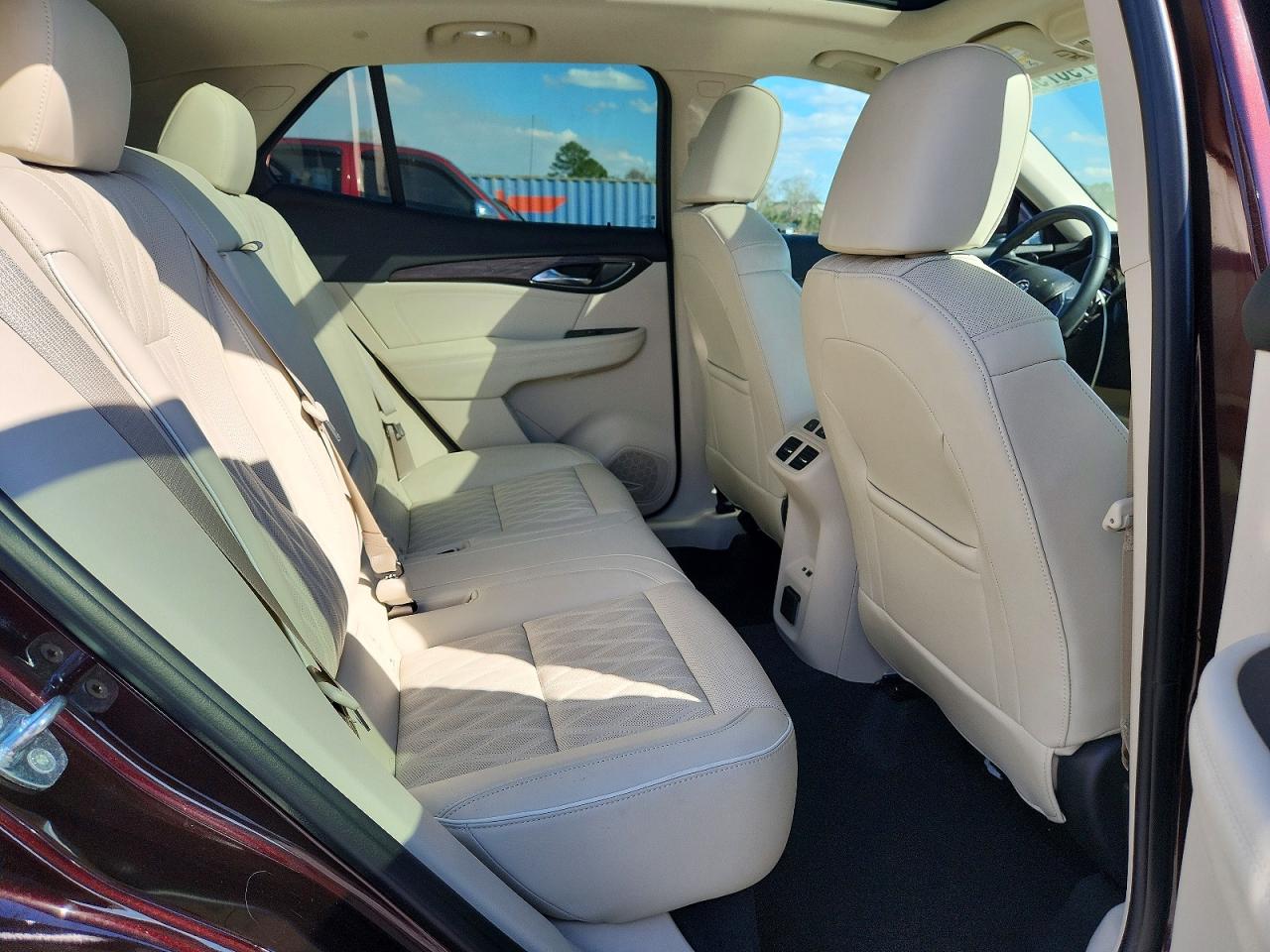 2023 BUICK ENVISION AVENIR photo 31
