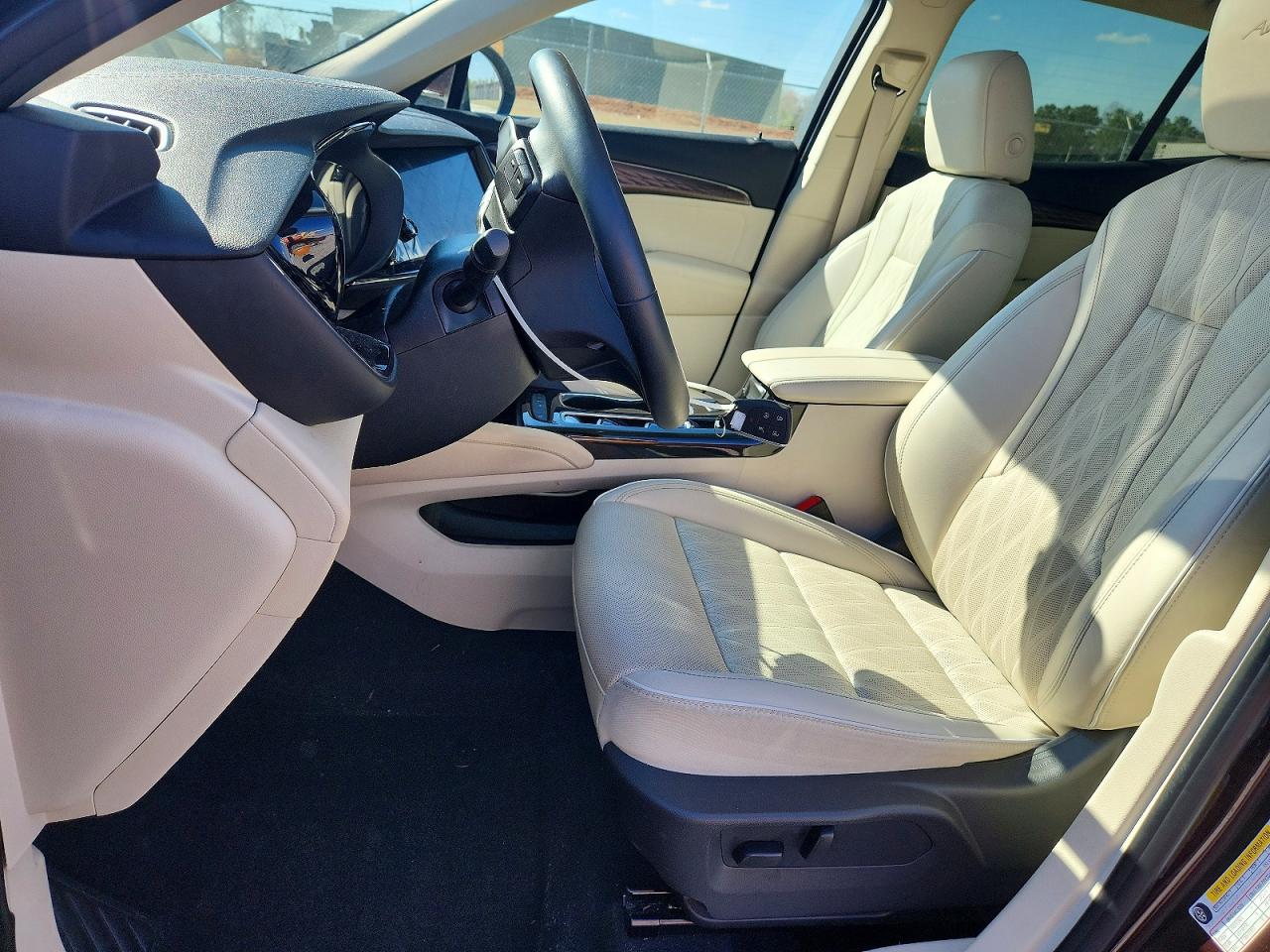 2023 BUICK ENVISION AVENIR photo 19