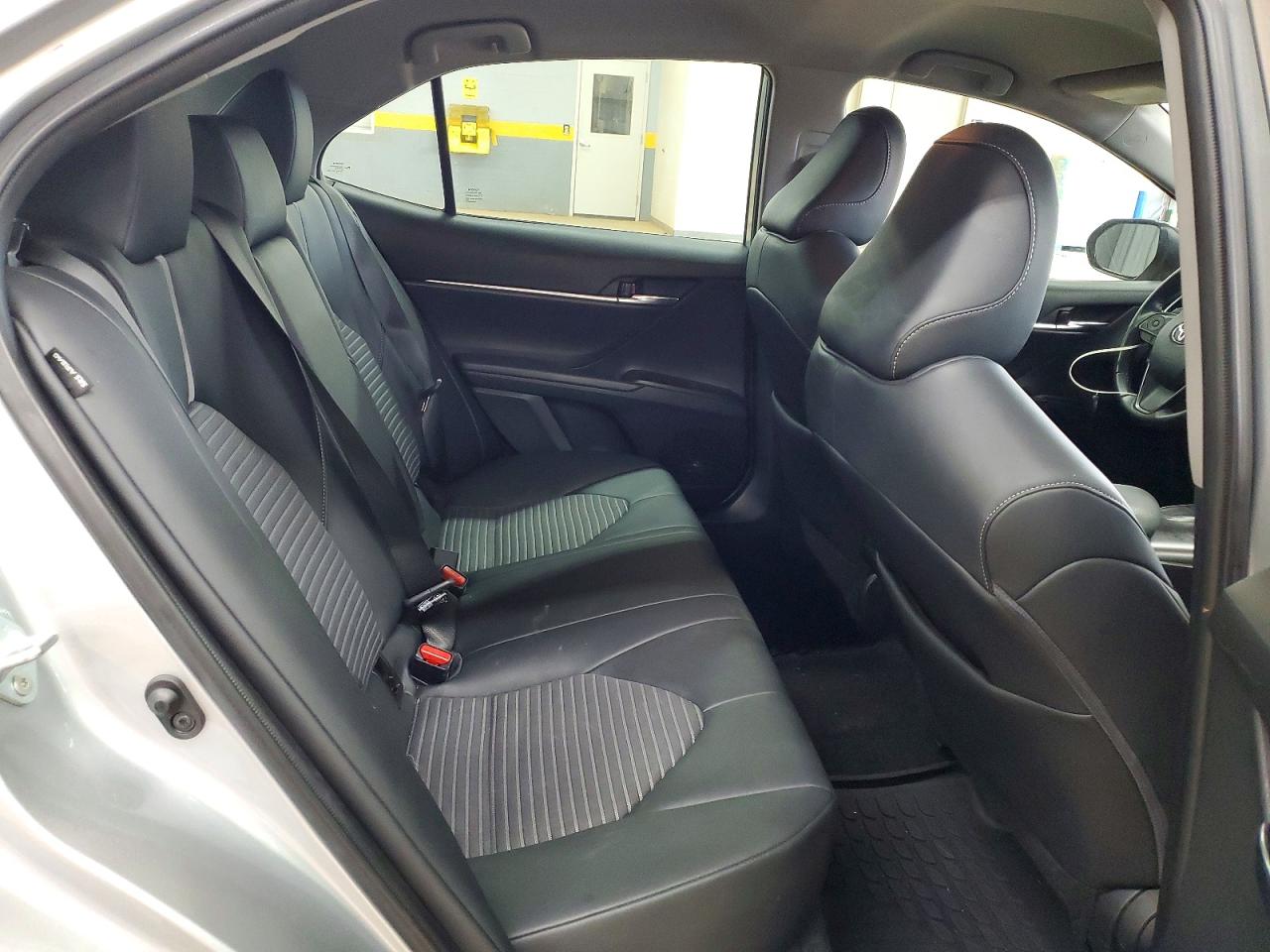 2022 TOYOTA CAMRY SE NIGHTSHADE photo 10