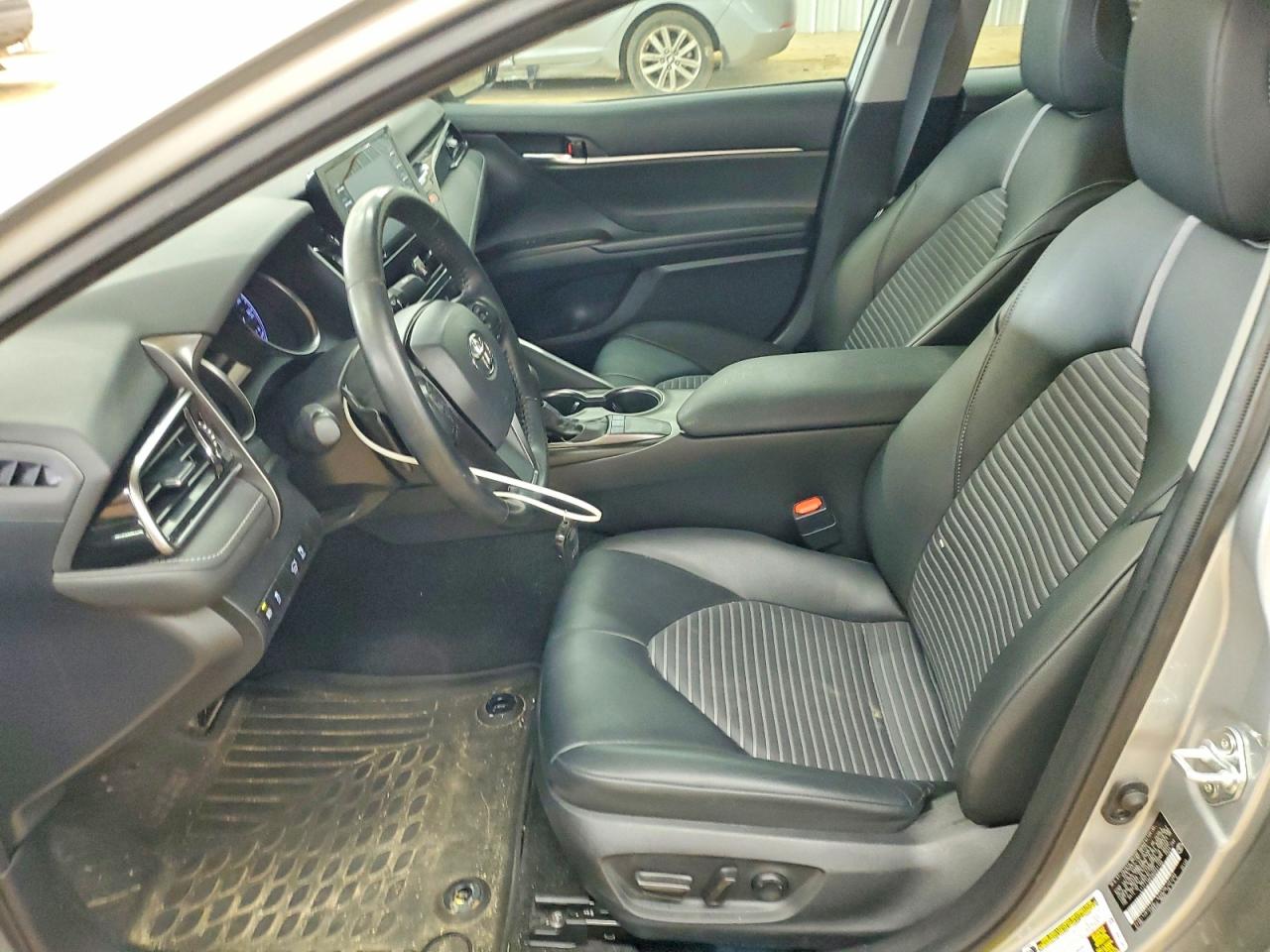 2022 TOYOTA CAMRY SE NIGHTSHADE photo 7