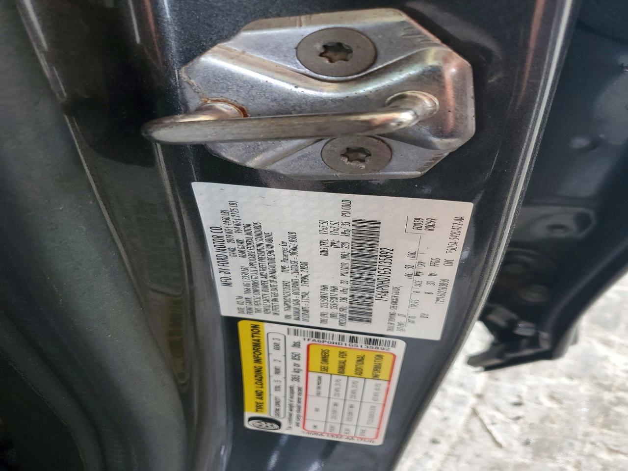2016 FORD FUSION SE photo 12