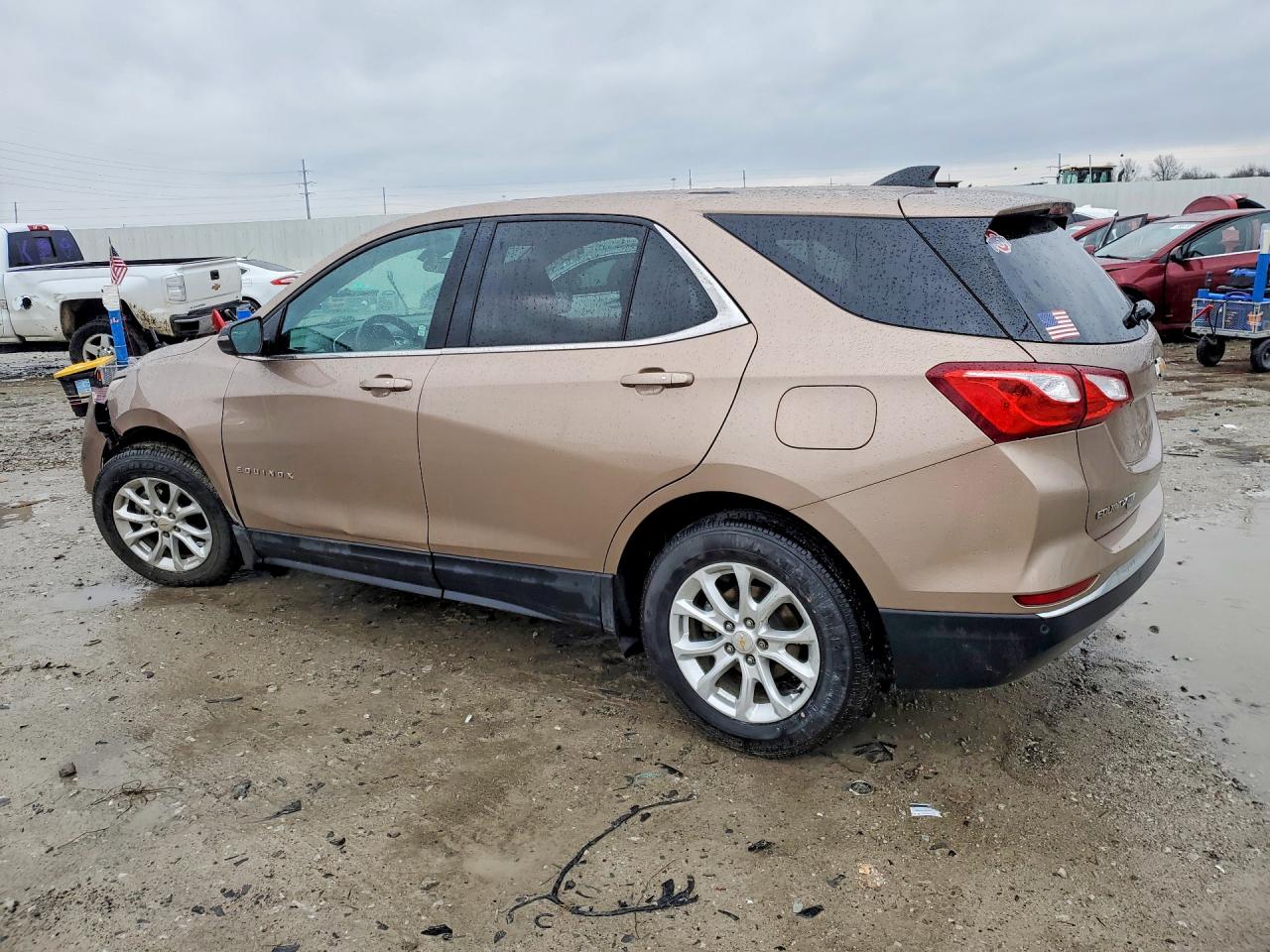 2018 CHEVROLET EQUINOX LT photo 3
