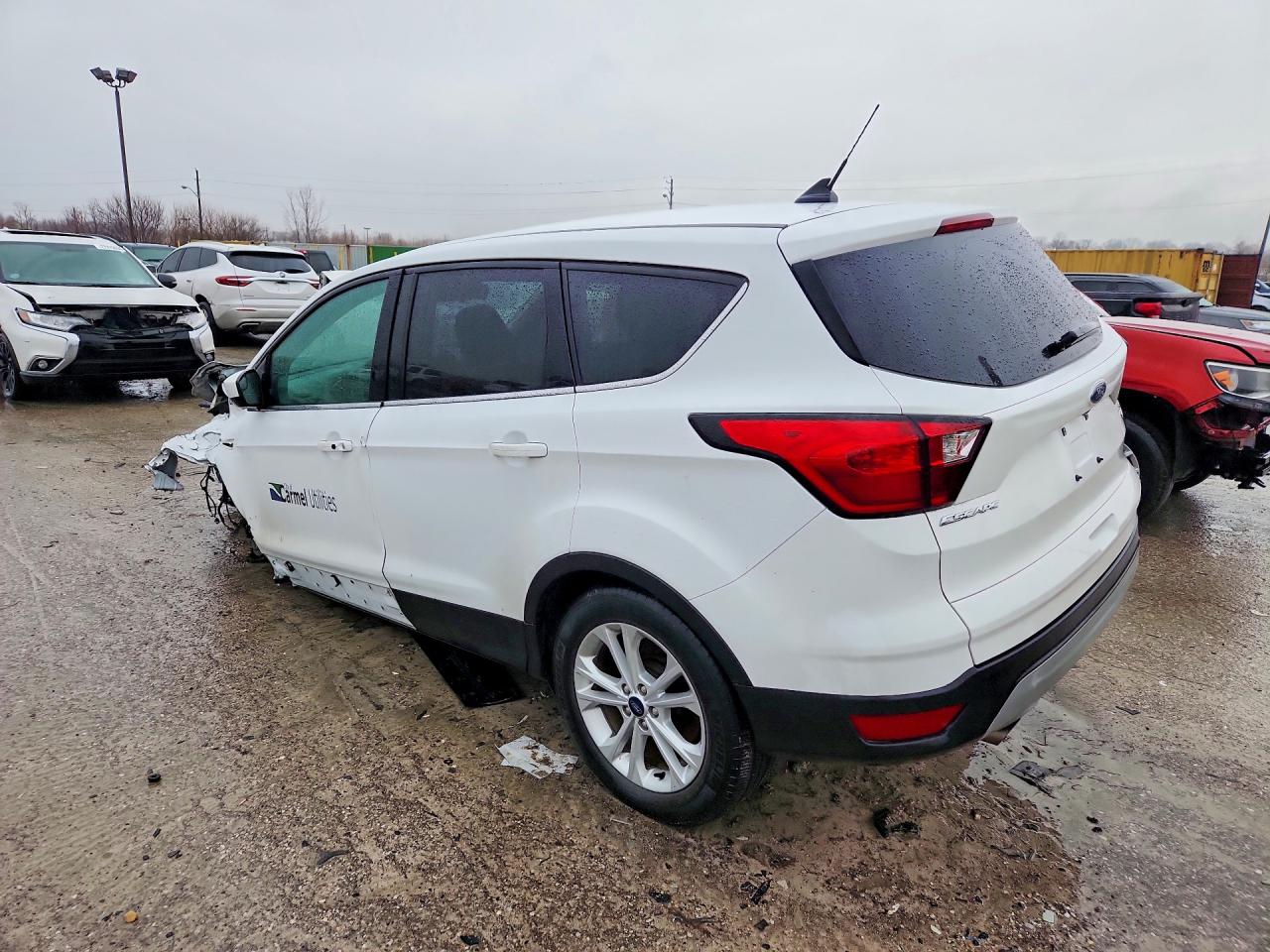 2019 FORD ESCAPE SE photo 3