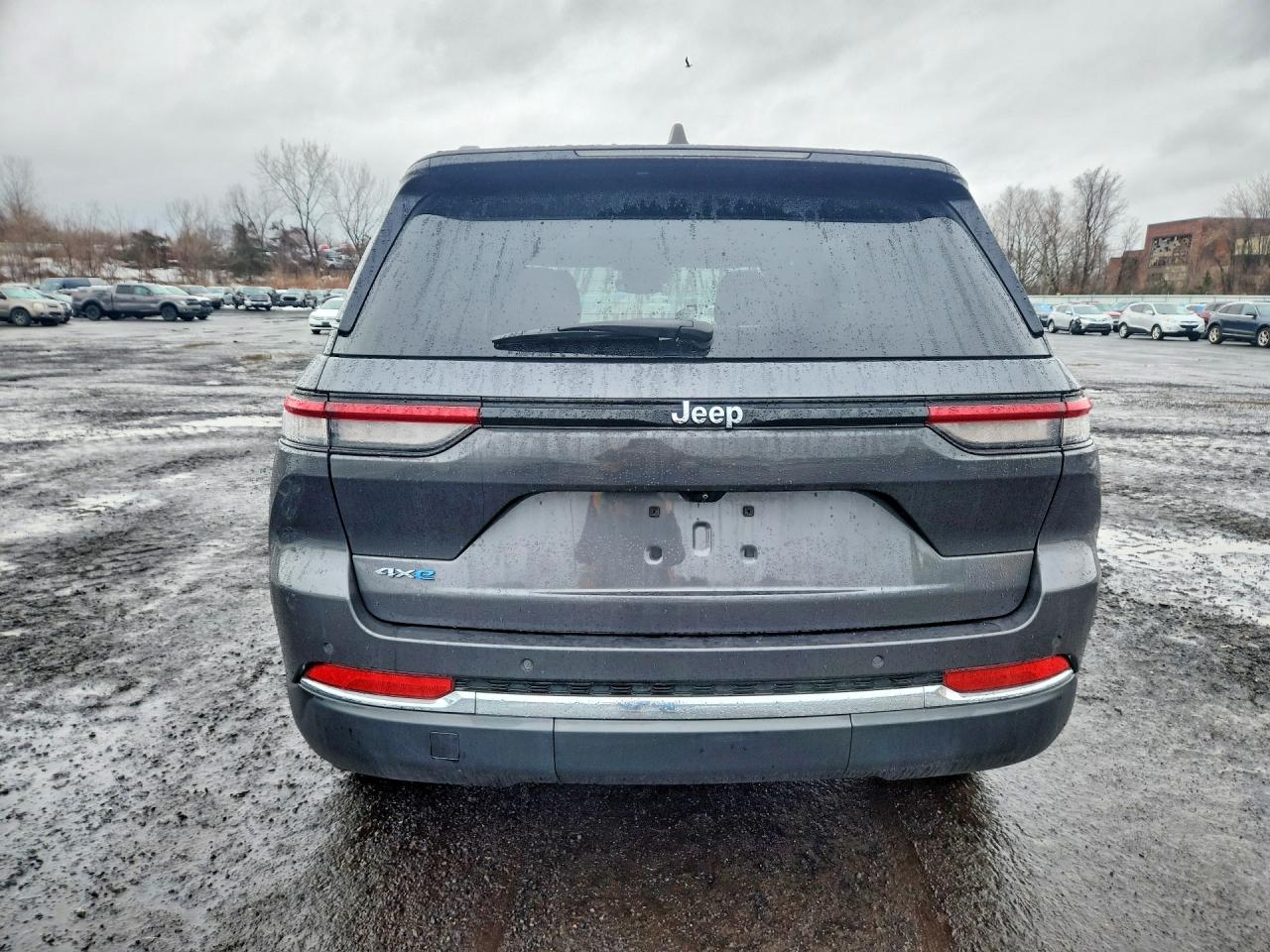 2023 JEEP GRAND CHEROKEE LIMITED 4XE photo 11