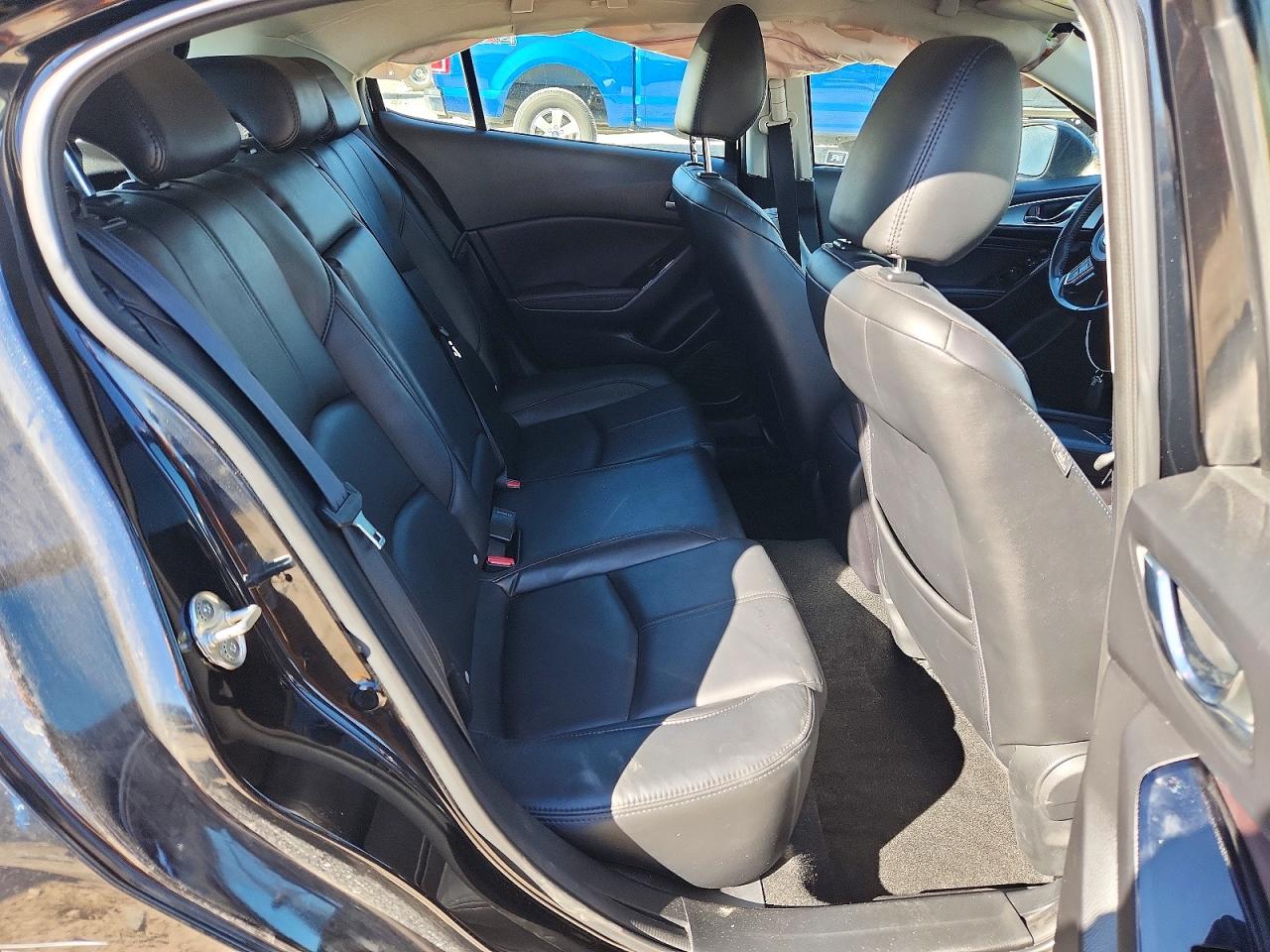 2018 MAZDA 3 TOURING photo 10