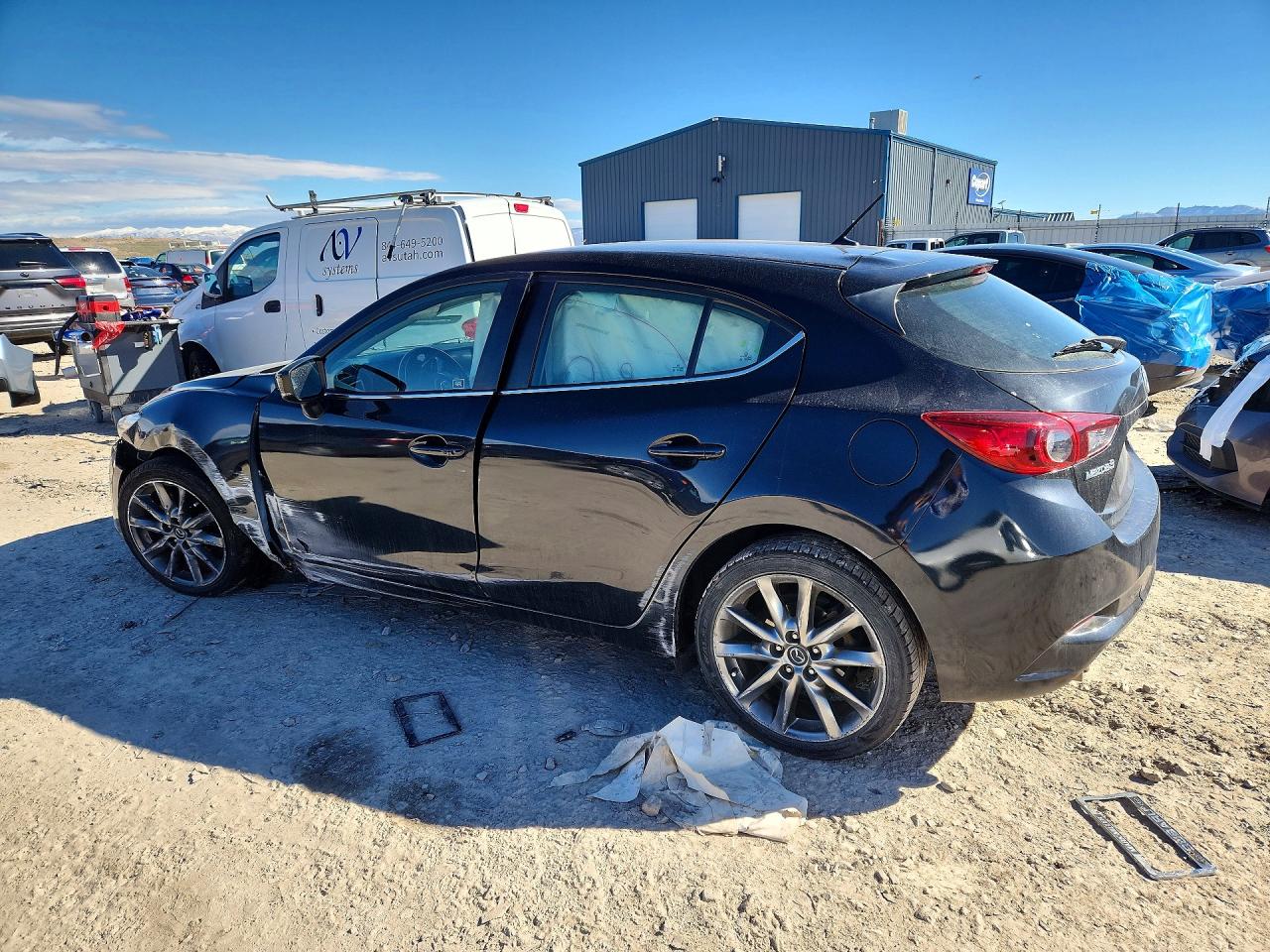 2018 MAZDA 3 TOURING photo 2