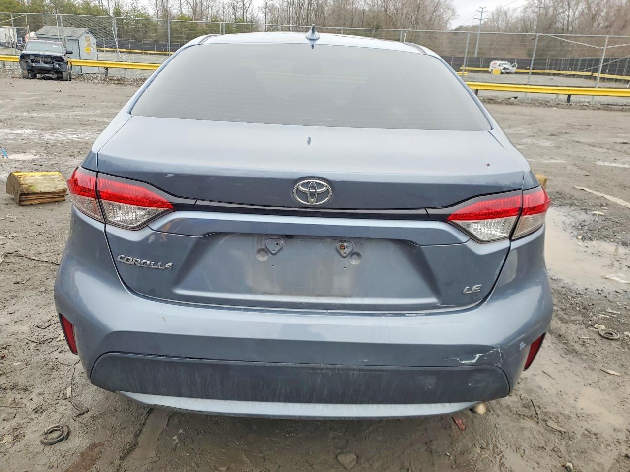 2021 TOYOTA COROLLA LE photo 11