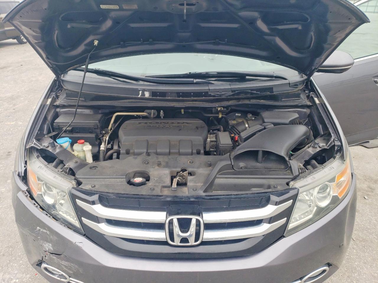 2016 HONDA ODYSSEY TOURING photo 12