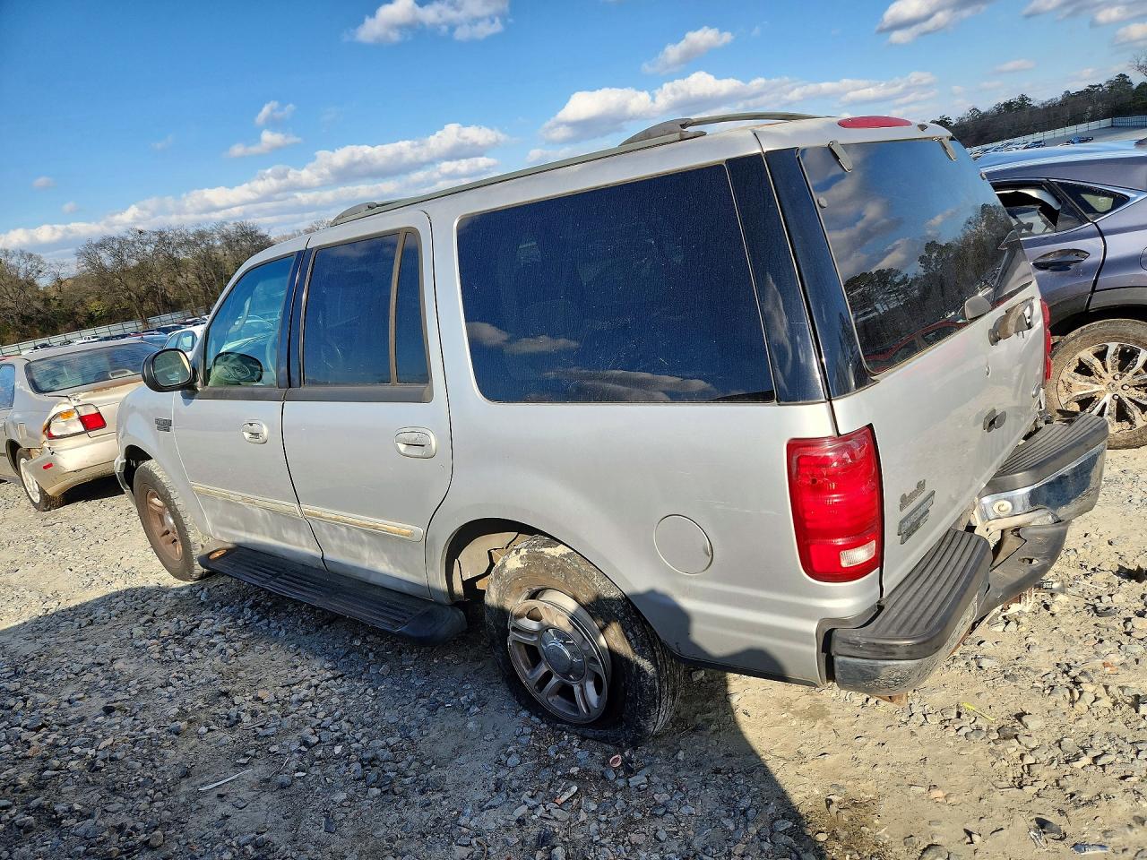 2002 FORD EXPEDITION XLT photo 3