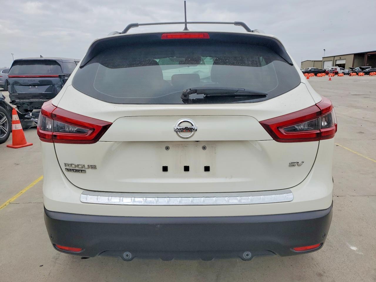 2020 NISSAN ROGUE SPORT SV photo 6