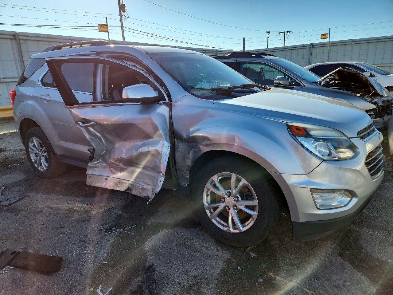 2017 CHEVROLET EQUINOX LT photo 10