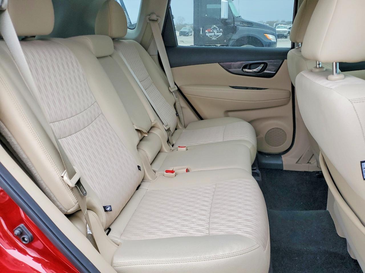 2019 NISSAN ROGUE SV photo 11
