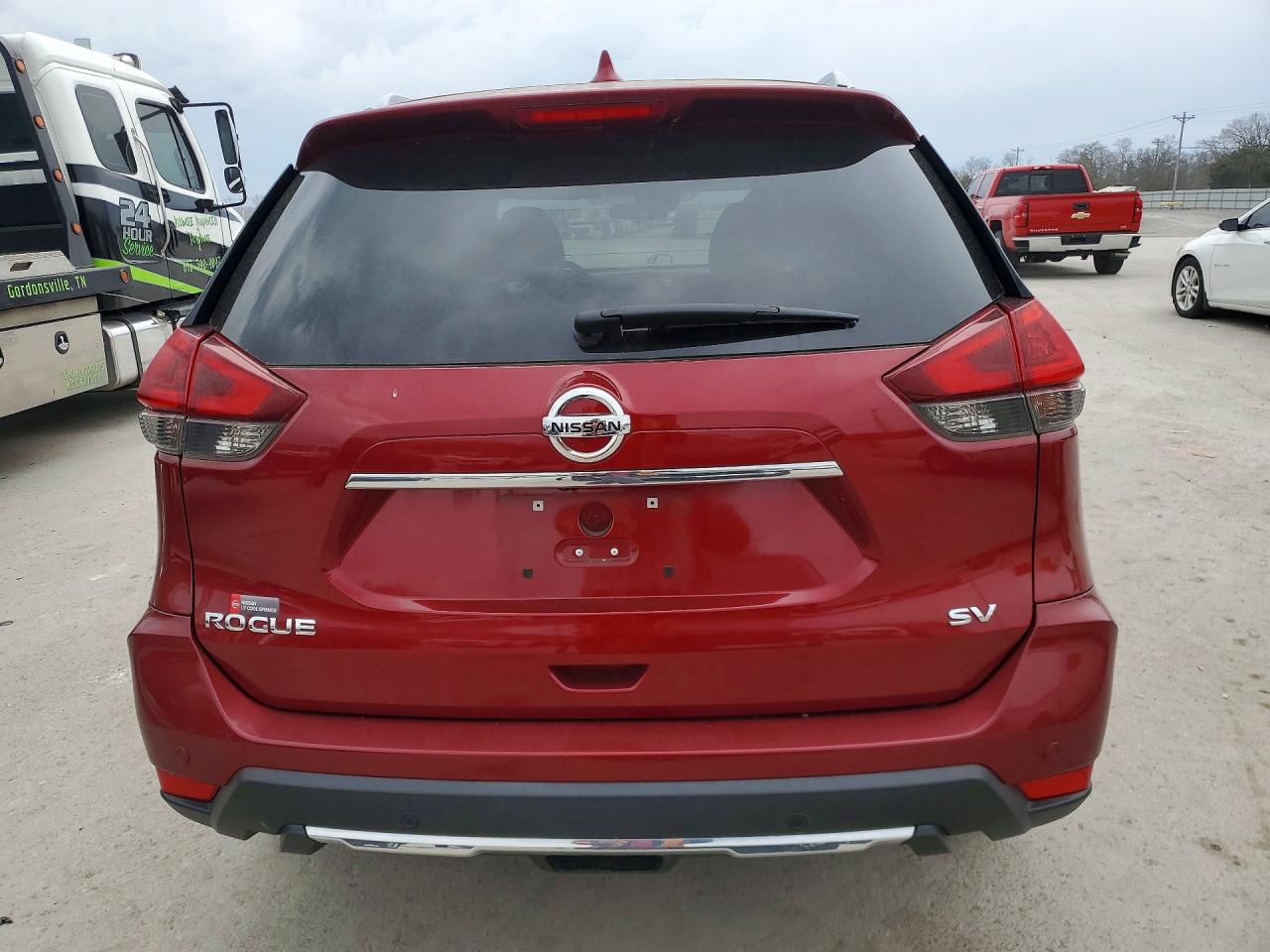 2019 NISSAN ROGUE SV photo 6