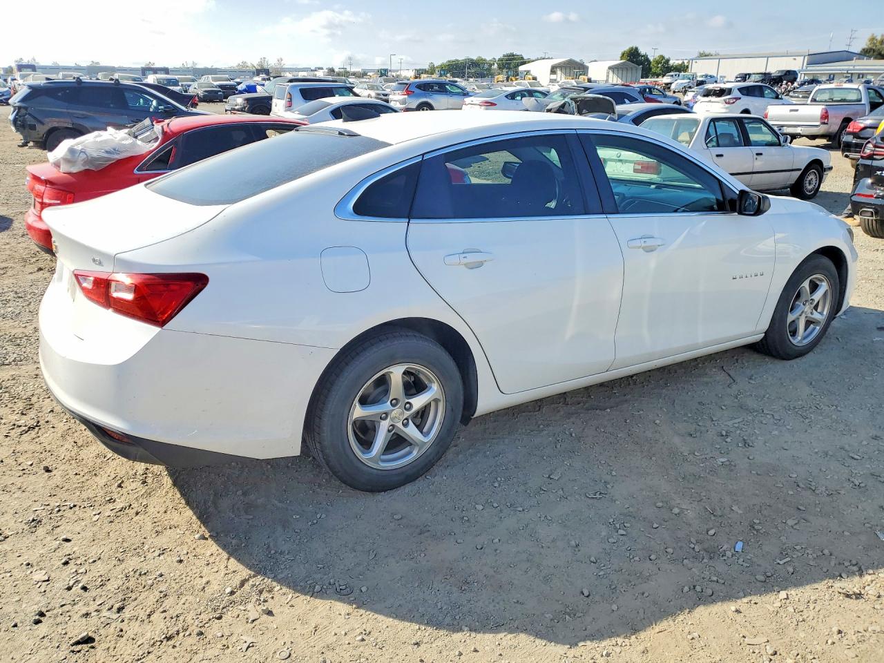 2016 CHEVROLET MALIBU LS photo 3