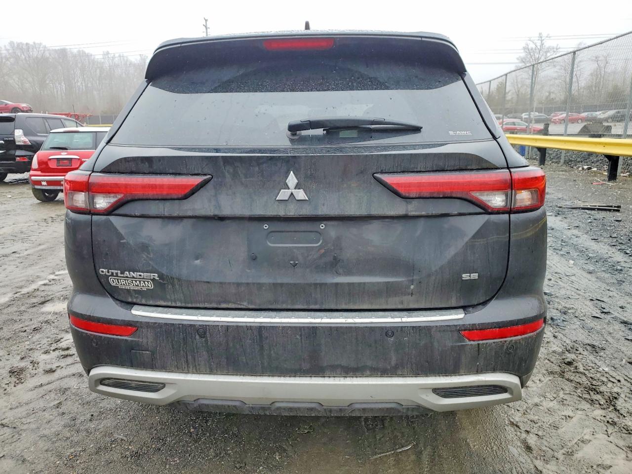 2024 MITSUBISHI OUTLANDER SE photo 16
