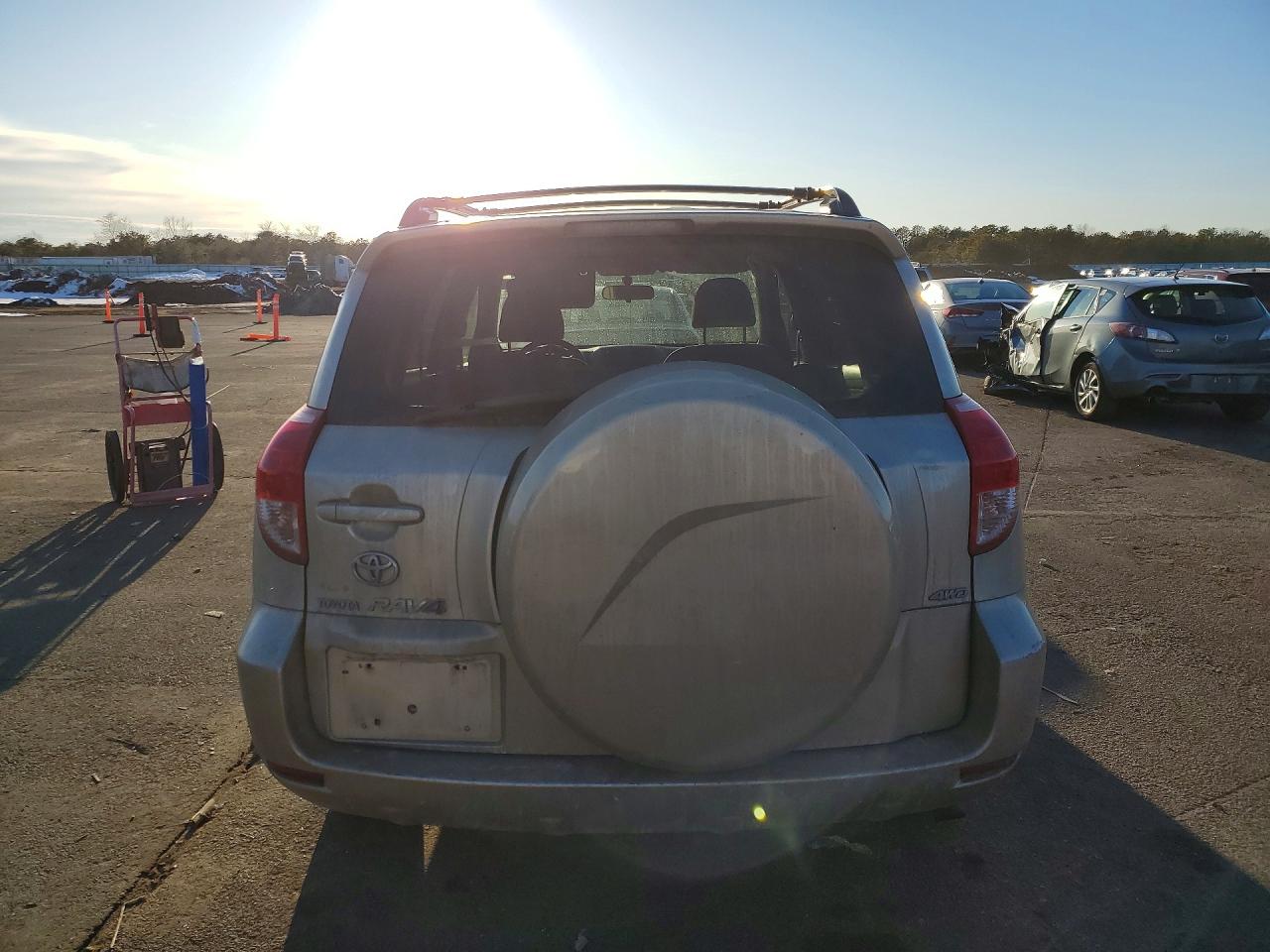 2008 TOYOTA RAV4 photo 6