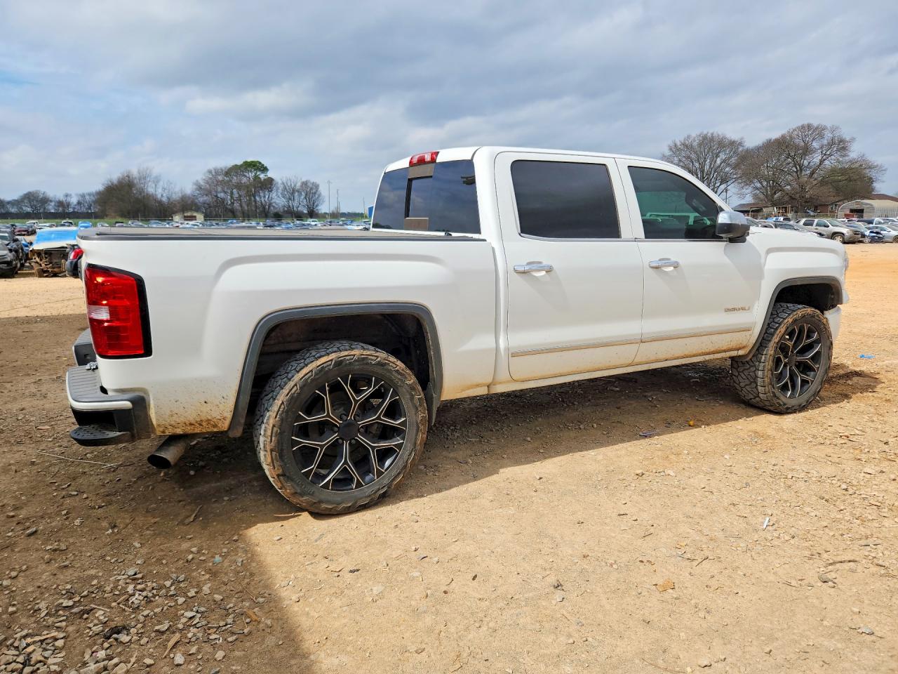 2014 GMC SIERRA K1500 DENALI photo 3