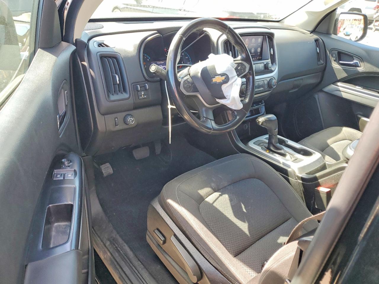 2020 CHEVROLET COLORADO LT photo 22