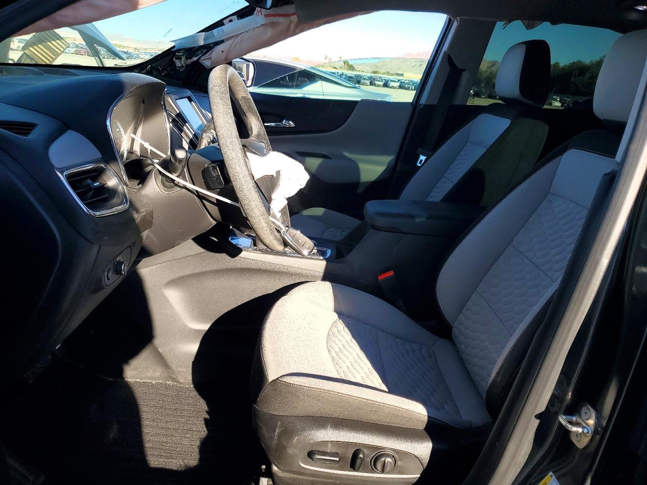 2019 CHEVROLET EQUINOX LS photo 7