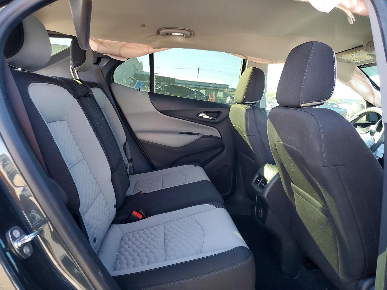 2019 CHEVROLET EQUINOX LS photo 11