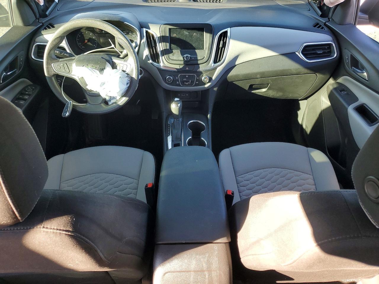 2019 CHEVROLET EQUINOX LS photo 8