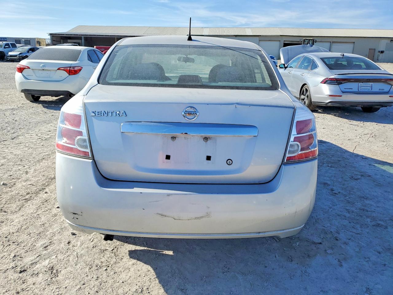 2010 NISSAN SENTRA 2.0 photo 11