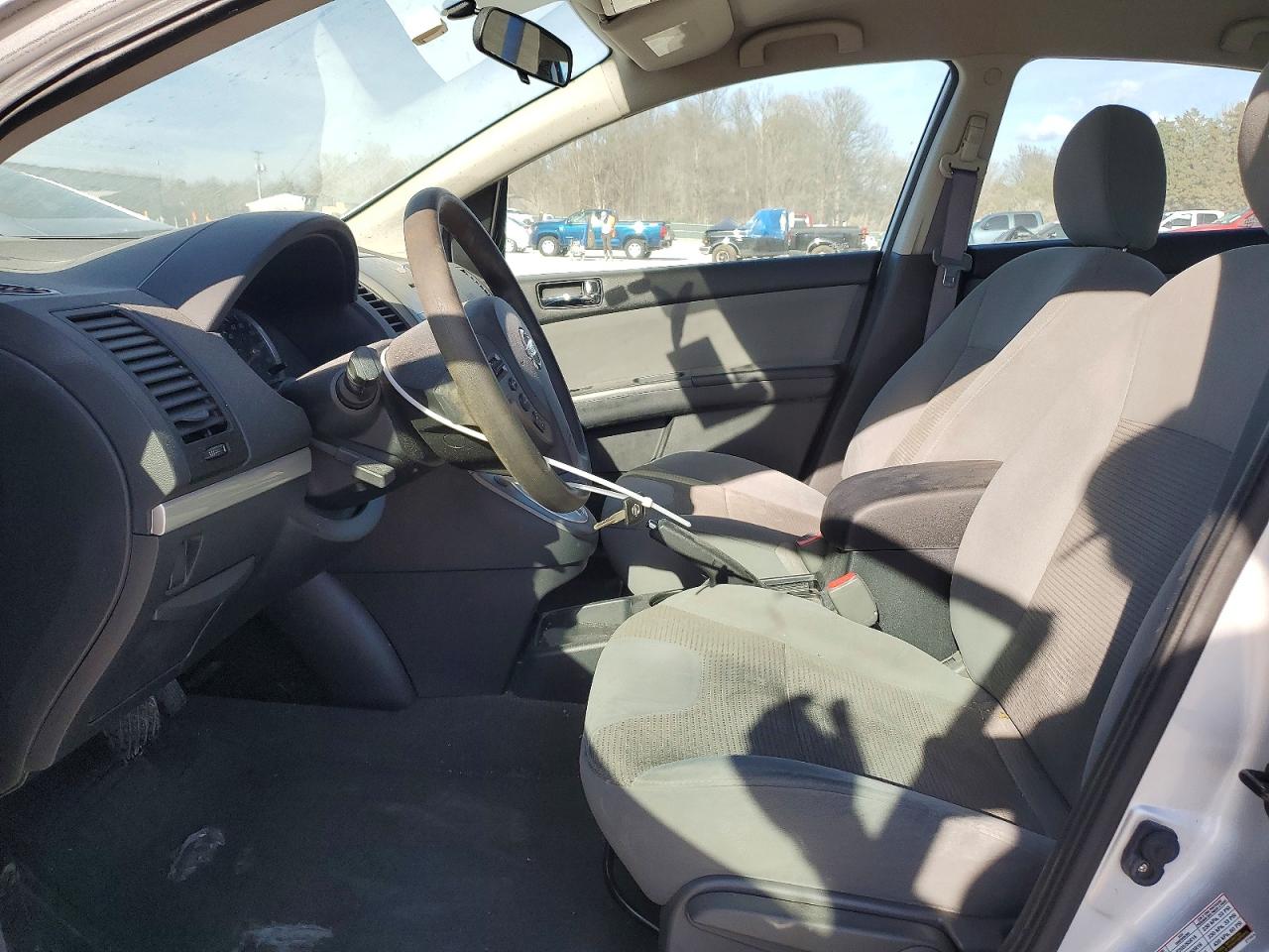 2010 NISSAN SENTRA 2.0 photo 13