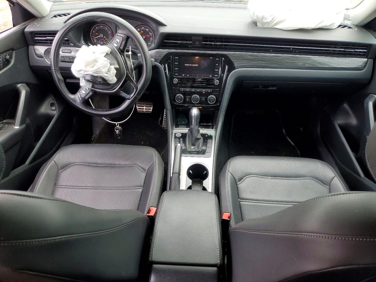 2020 VOLKSWAGEN PASSAT R-LINE photo 22