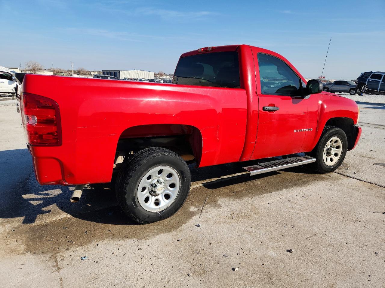 2010 CHEVROLET SILVERADO C1500 photo 3