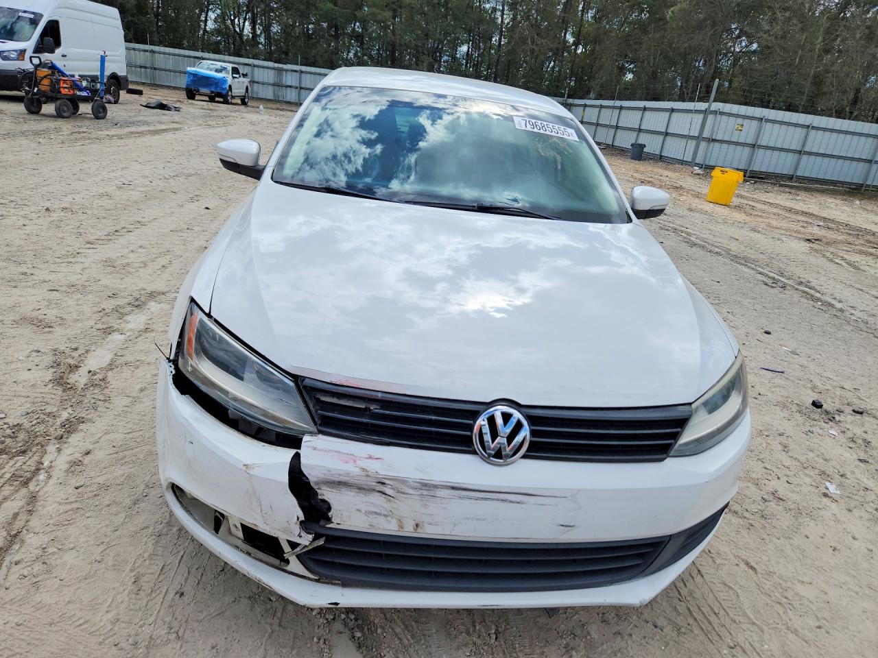 2011 VOLKSWAGEN JETTA SE photo 13